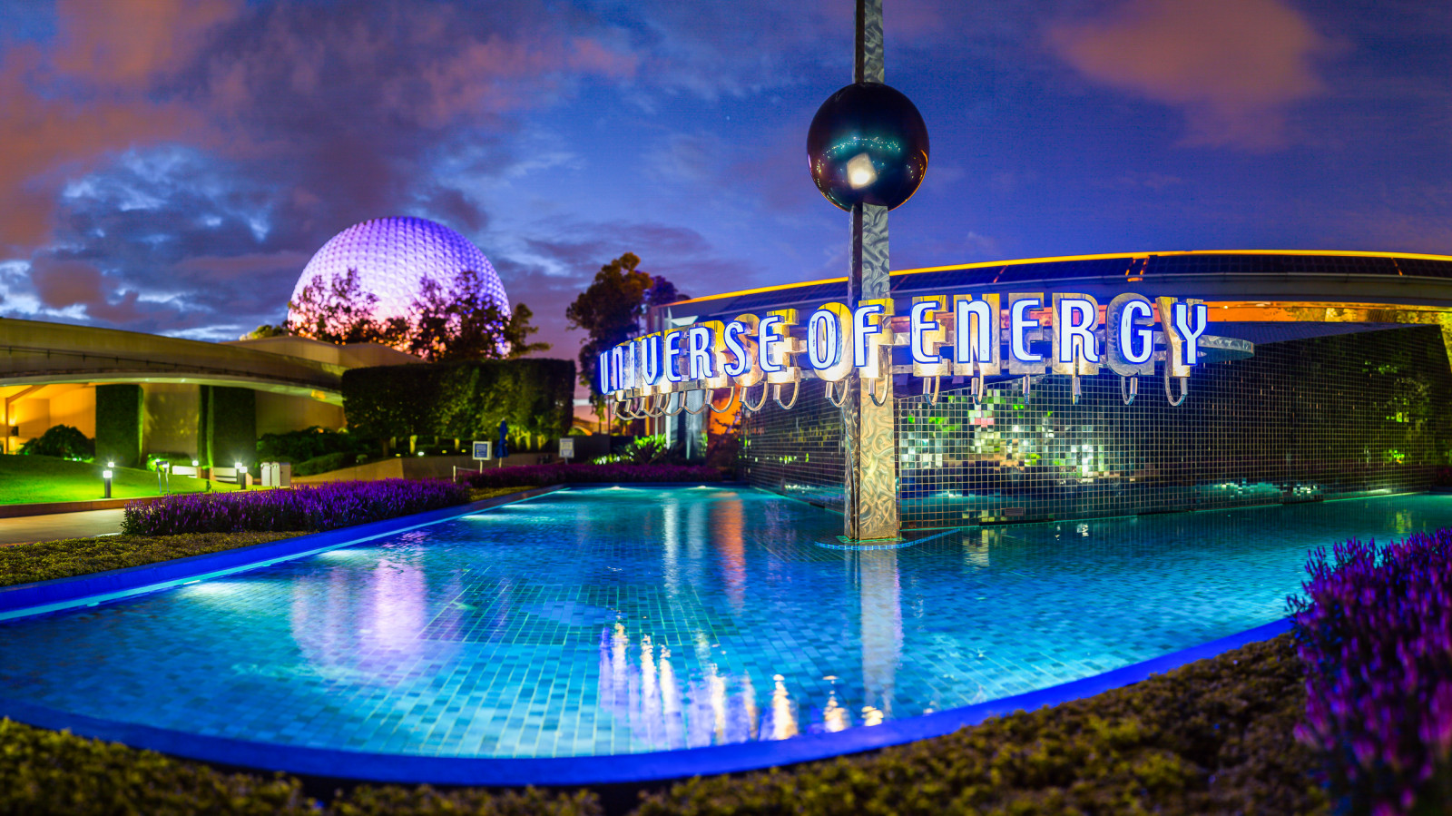 loď, město, noc, voda, Příroda, prostor, odraz, nebe, Země, Cestovní ruch, hotel, podepsat, večer, plavecký bazén, svět, letovisko, panoráma, bokeh, Disney, vesmír, Epcot, Florida, Orlando, majetek, světlo, strom, pano, volný čas, osvětlení, zábava, fav25, Spojené státy, energie, rekreace, pavilón, turistická atrakce, počítač tapeta, vodní prvek, nemovitost, osvětlení krajinářské, WDW, letovisko, sse