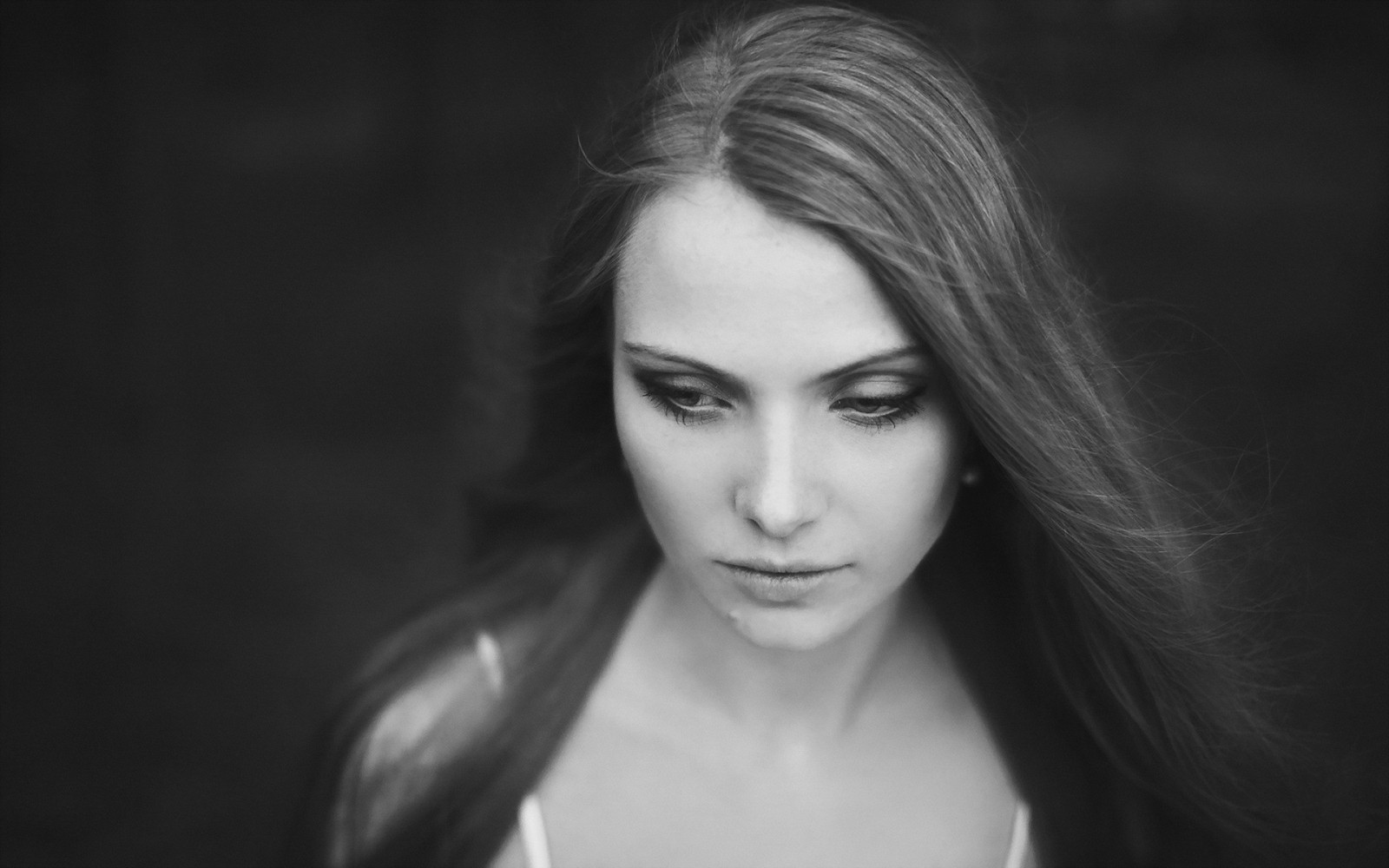 viso, bianca, nero, donne, monocromo, modello, ritratto, capelli lunghi, fotografia, capelli neri, moda, capelli, capo, top model, ragazza, bellezza, occhio, donna, signora, oscurità, bianco e nero, fotografia in bianco e nero, fotografia di ritratto, servizio fotografico, capelli castani, arte modello