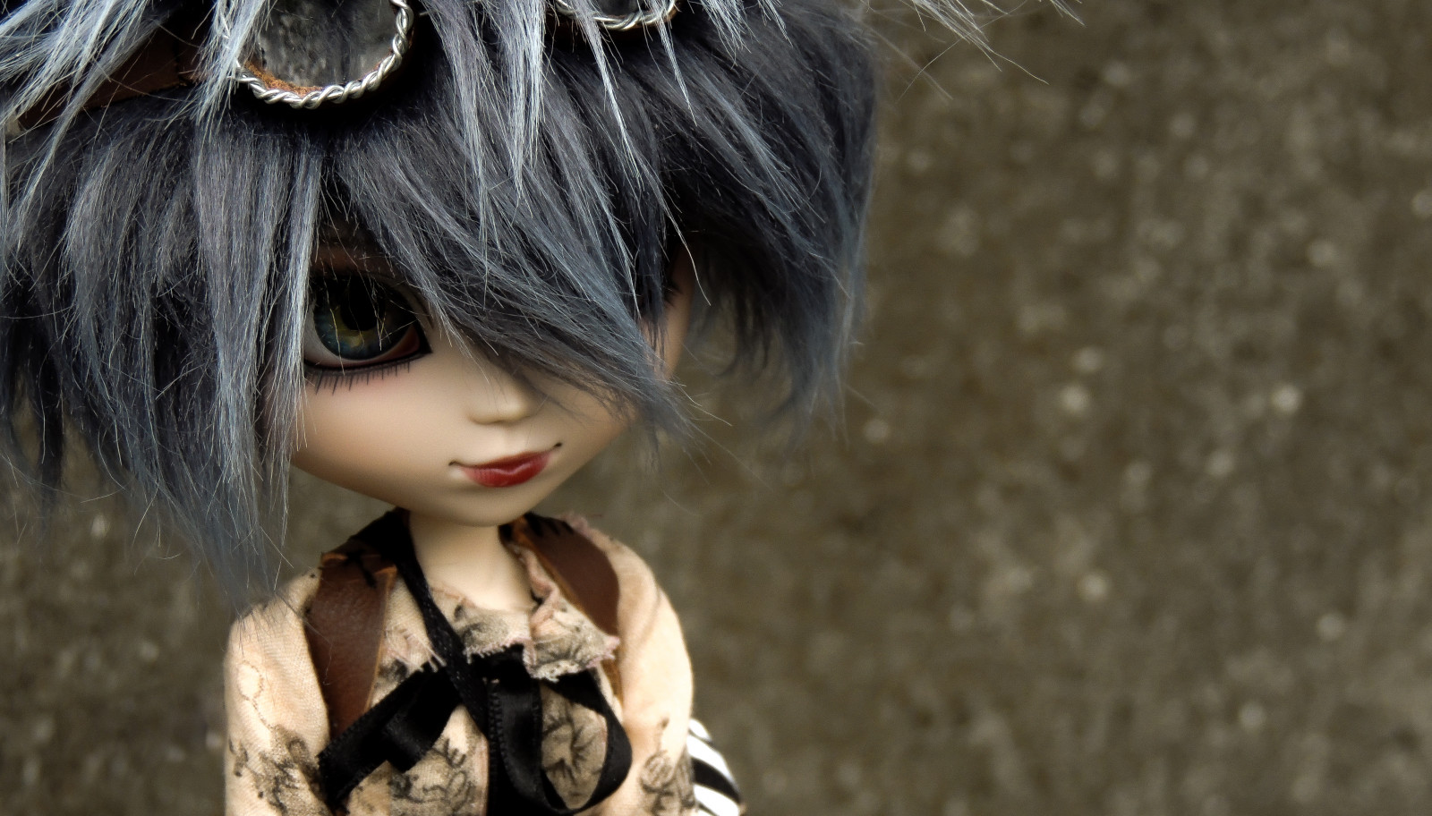 Wallpaper : boneka, rambut hitam, gadis 4608x2629 - - 926804 - HD