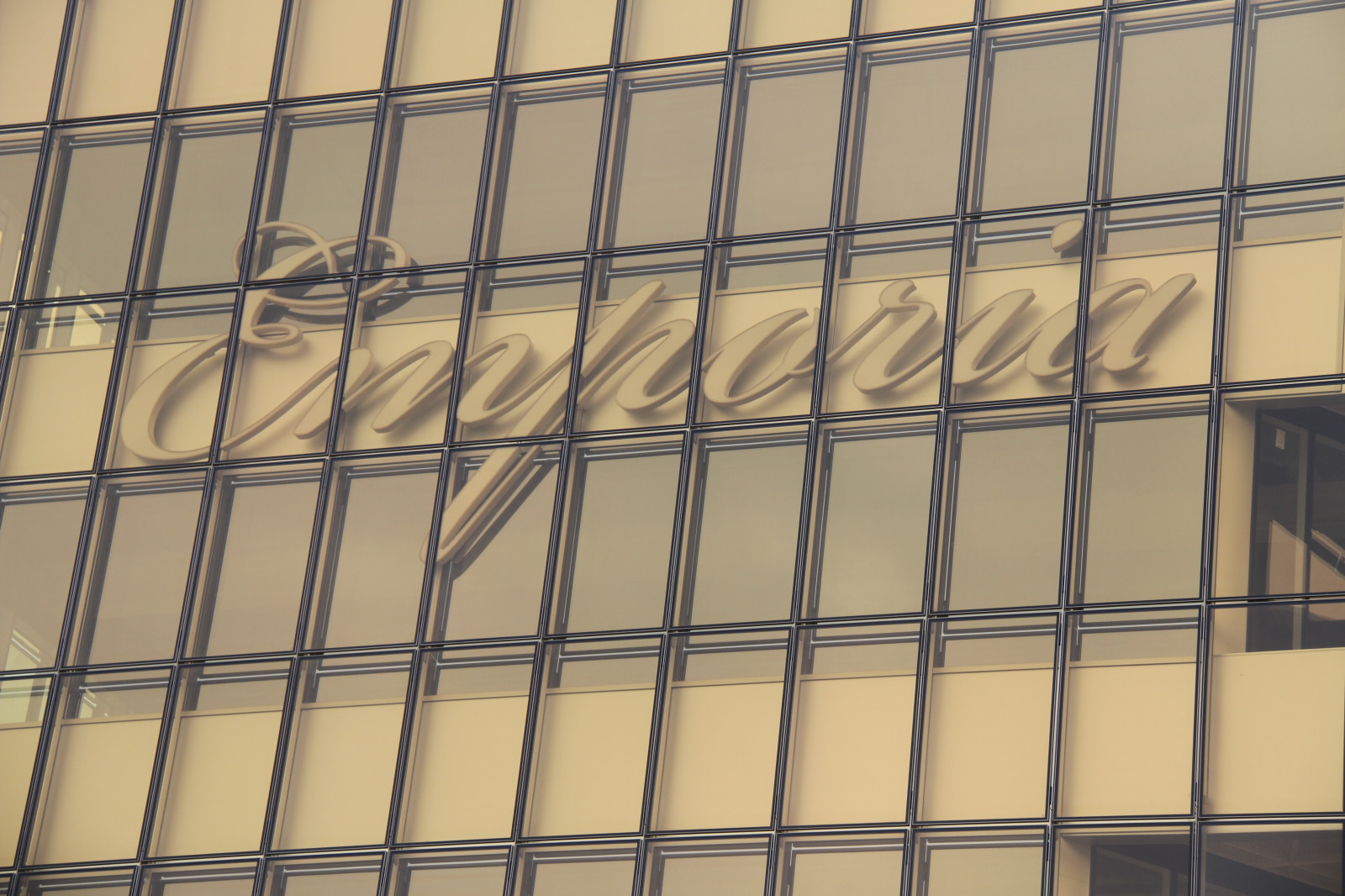 okno, stěna, dřevo, sklenka, Vzhled interiéru, nakupování, dlaždice, Emporia, nákupní centrum, obchodní dům, materiál, design, patro, podlaha, dno, čára, strop, pletivo, fasáda, Žaluzie okna, podlaha, denní osvětlení, léčba okno, kuželka