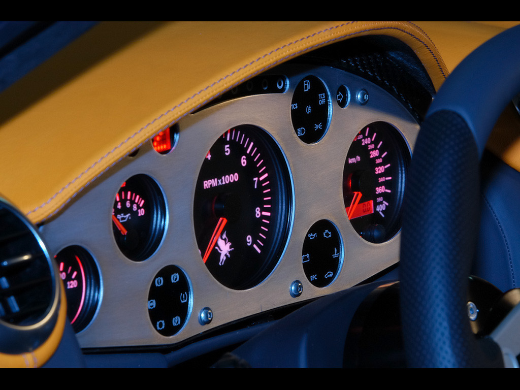 auto, vozidlo, sportovní auto, Apollo, volant, Gumpert, netcarshow, netcar, obrázky vozidel, photo auto, 2011, kolo, superauto, pozemní vozidla, automobilového designu, automobilový exteriér, automobil make, luxusní vůz, auto show, řízení part