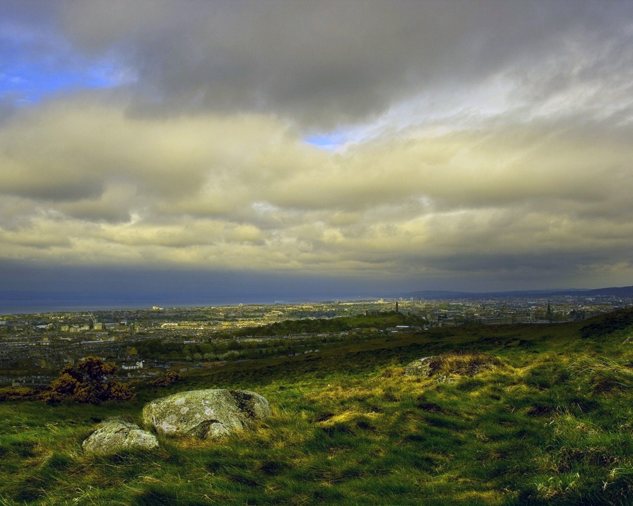slunečnímu záření, krajina, západ slunce, moře, kopec, Příroda, odraz, tráva, nebe, pole, večer, ráno, pobřeží, horizont, soumrak, plošina, mrak, hora, počasí, svítání, lučina, oceán, louka, prostý, vysočina, 1280x1024 px, jezero, venkov, místo výskytu, přírodní prostředí, atmosférický jev, geografický rys, meteorologický jev