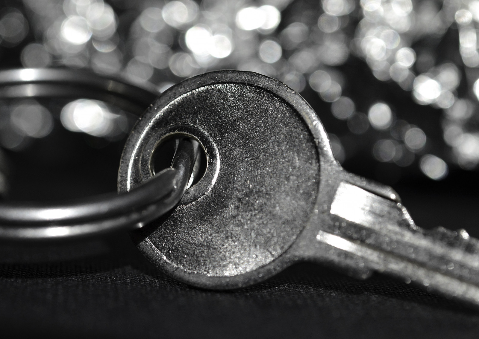 bianco e nero, avvicinamento, fotografia, fotografia macro, fotografia in bianco e nero, monocromo, metallo, acqua