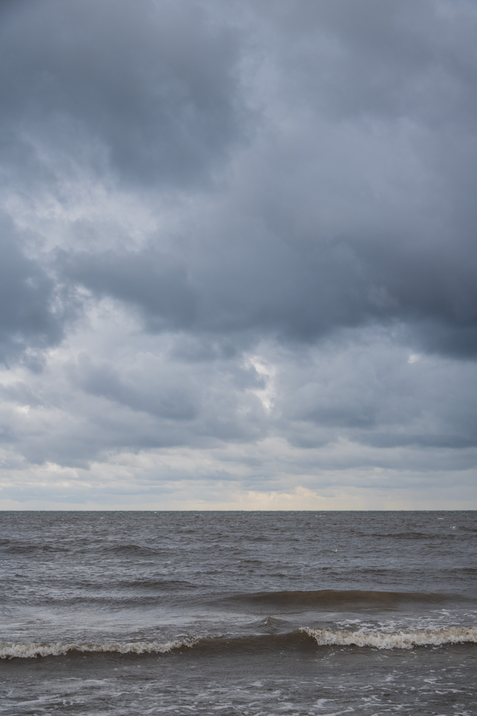 moře, voda, pobřeží, nebe, pláž, pobřeží, vítr, horizont, mrak, počasí, oceán, vlna, nebe, vatten, hav, moln, stersj n, s dersl tt, smygehamn, exif modelu canoneos760d, geocountry, Kamera aby kánon, geocity, Model fotoaparátu canoneos760d, geostate, geolocation, EXIF čočka efs18200mmf3556is, exif aby kánon, EXIF isospeed 100, EXIF otvor 71, exif focallength 40mm, špatné počasí, temná obloha, d ligtv der, tělo z vody, mořská vlna, meteorologický jev