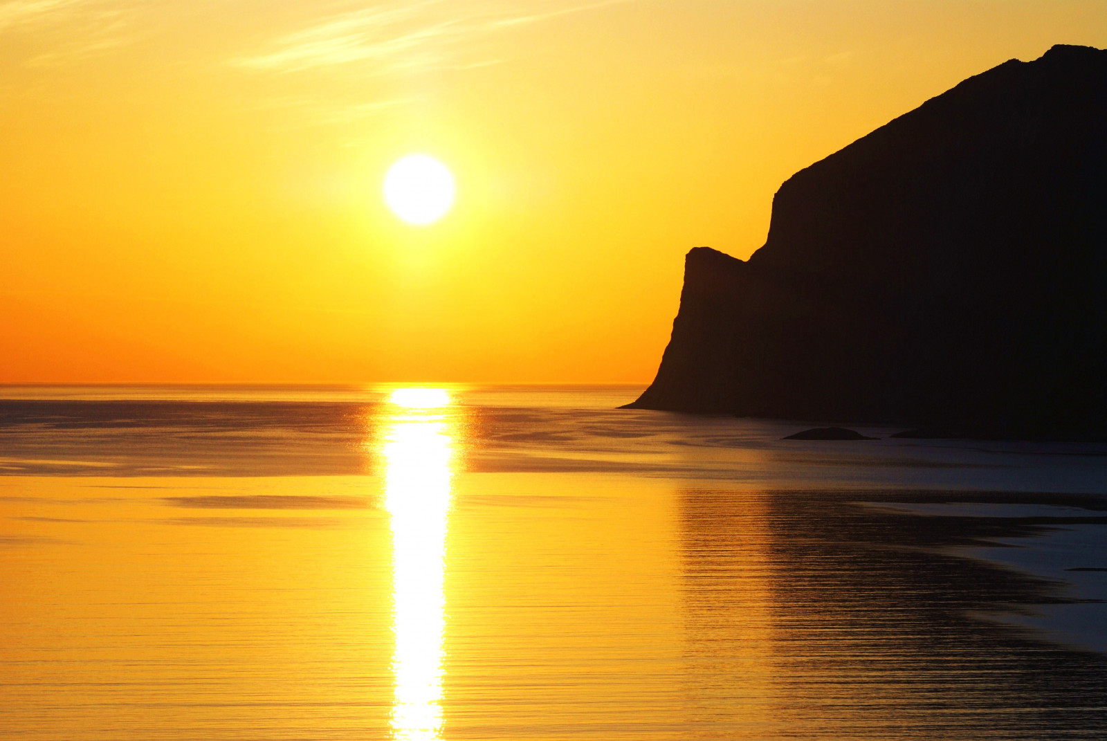 luce del sole, paesaggio, tramonto, mare, notte, riflessione, cielo, ombra, silhouette, spiaggia, Alba, giallo, Norvegia, sera, mattina, costa, Sole, orizzonte, estate, fiordo, nordico, Europa, crepuscolo, primavera, Sol, Europa, Troms, Scandinavia, eredità, d'oro, montagna, contea, alba, oceano, onda, paesaggio marino, himmel, Siluett, HAV, sj, norden, notte, Landskap, fiaba, avventura, meraviglioso, 1001nights, 1001nightsmagiccity, flickrstruereflection1, abokehoflight, norge, sommer, beautifullight, var, Fjell, sole di mezzanotte, northernnorway, ultimi bagliori, vento onda, Perle, dragondaggeraward, Senja, senjaisland, Skandinavia, Midnattsol, Nordnorge, arktis, mefjorden, mefjord, islandofsenja, bella notte, arktic, Gyldén, europeatnight, midnightsky, vakker, nydelig, vakre, notte meravigliosa, beautifulnorway