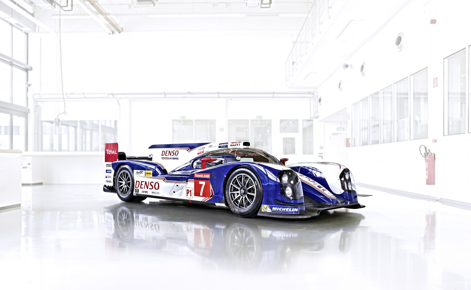 รถ, ยานพาหนะ, โตโยต้า, รถสปอร์ต, 2013, netcarshow, netcar, ภาพรถยนต์, ภาพรถ, ซูเปอร์คาร์, TS030 ไฮบริด, ยานพาหนะบก, การออกแบบยานยนต์, รถแข่ง, รถยนต์ทำ, รถรุ่น, ติดตามการแข่งขัน, รถล้อเปิด, ต้นแบบกีฬา, สูตรหนึ่งรถ