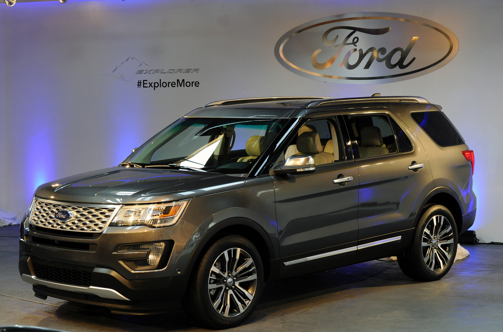 Auto, Fahrzeug, Ford, Forscher, Ford Explorer, Netcarshow, Netcar, Auto Bilder, Auto Foto, 2017, Rad, Rand, Landfahrzeug, Automotive außen, Automobil machen, Luxusfahrzeug, Sport Nutzfahrzeug, Kompaktes Sportfahrzeug, Saab 9 4x