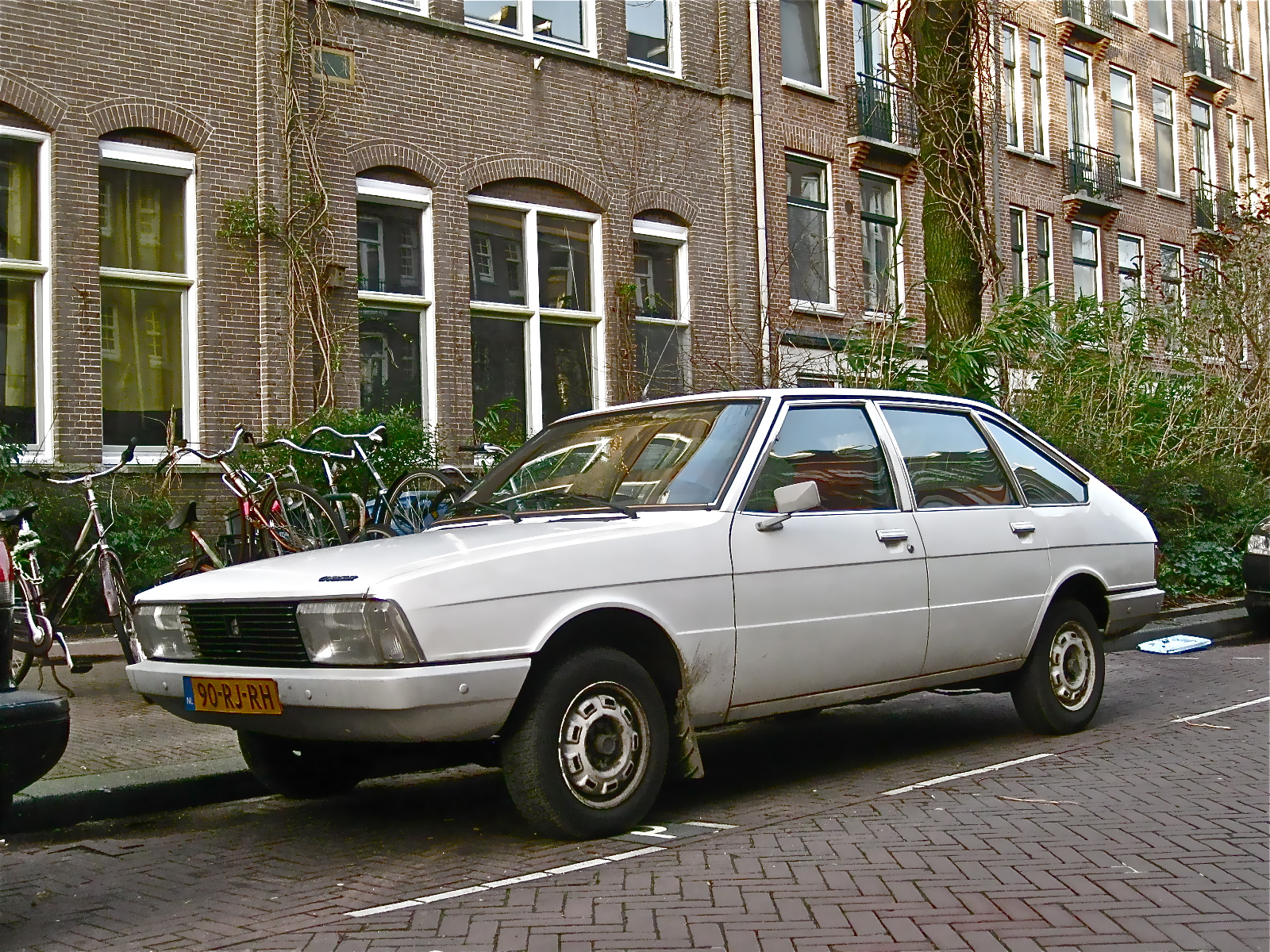 Francie, západ, klasický, Amsterodam, Sekera, 70., Oldtimer, třídaFoto, puntíkovaný, Chrysler, Frankrijk, 1970, 1976, Street View, Westerpark, GLS, hatchback, Simca, strassenszene, 2014, klassieker, staatsliedenbuurt, gespot, 1307, straatfoto, carspot, chryslerfrance, royaxe, chryslersimca, 1ekeucheniusstraat, 90rjrh