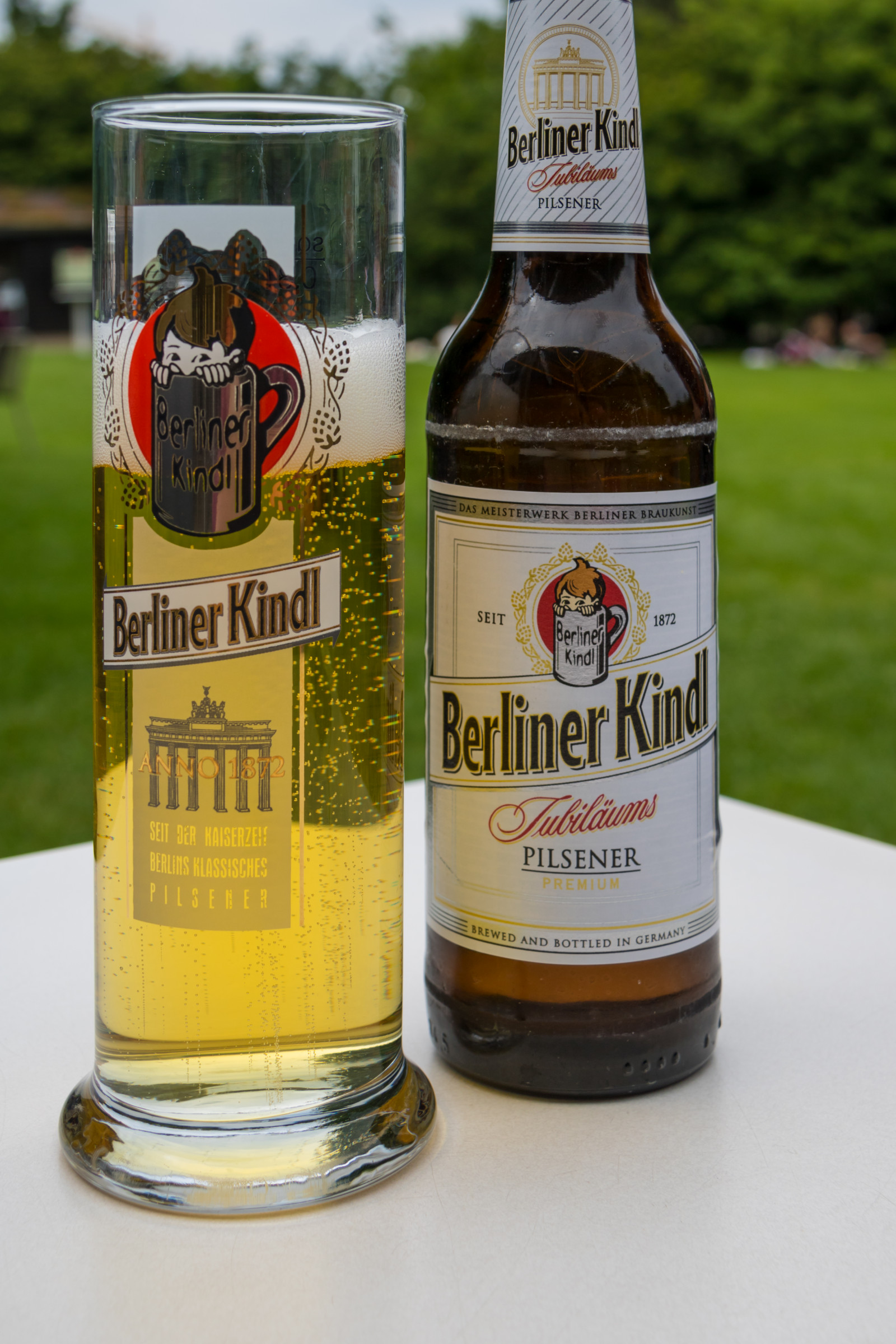 zahrada, napít se, Německo, pivo, whisky, Berlín, l, láhev, tr dg rd, Německo, deutschland, gardensoftheworld, g rtenderwelt, dererholungsparkmarzahn, destilát, likér, alkoholický nápoj, Ale, ležák, pivní láhve