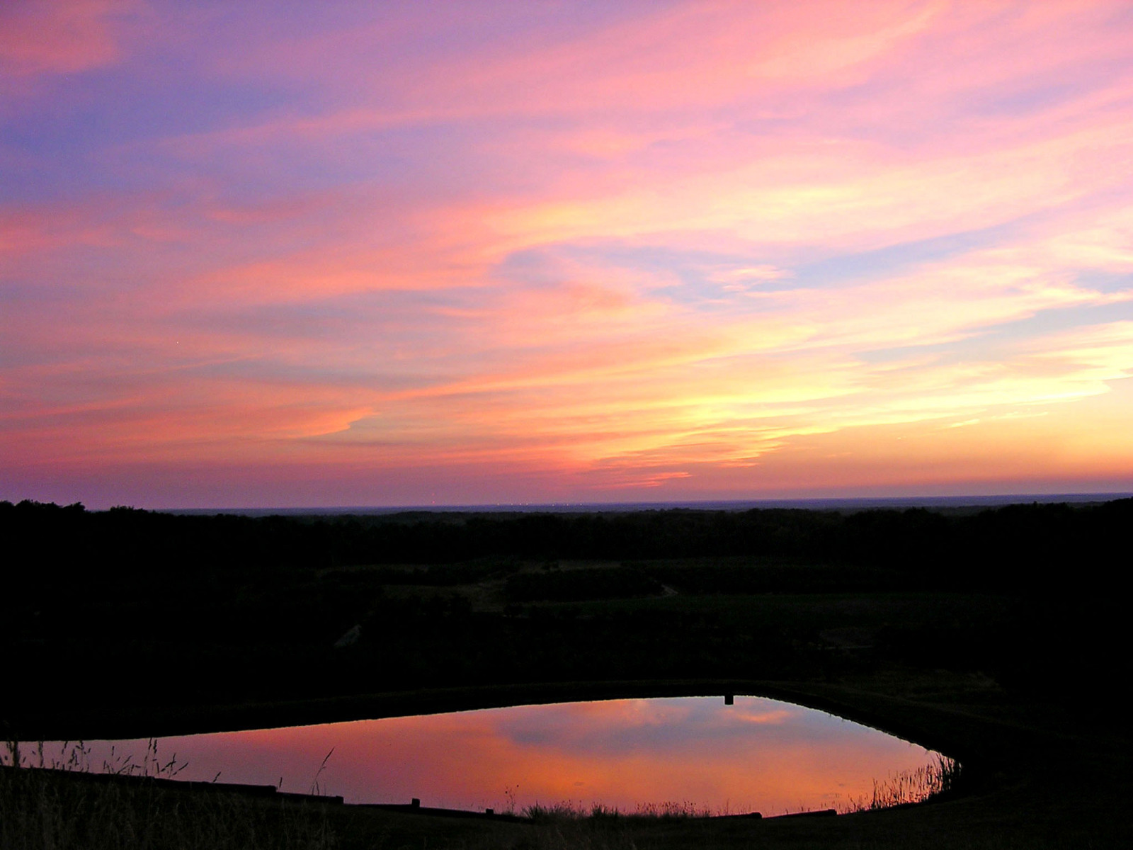 himmel, efterglød, horisont, daggry, rød himlen om morgenen, solopgang, solnedgang, reservoir, loch, atmosfære, afspejling, morgen, aften, Sky, skumring, berolige, vand, sollys, økoregion, landskab, sø