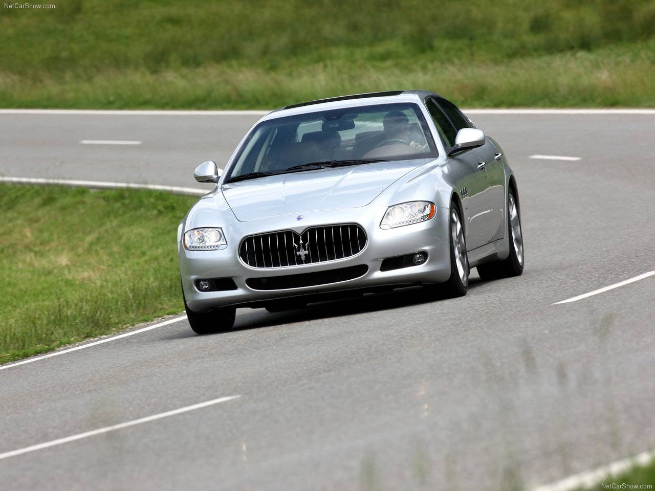 auto, BMW, vozidlo, Maserati, Konvertibilní, výkon auta, limuzína, netcarshow, netcar, obrázky vozidel, photo auto, 2011, kolo, Quattroporte, pozemní vozidla, automobilového designu, automobilový exteriér, automobil make, luxusní vůz, nárazník, osobní luxusní automobil, výkonné auto, sportovní sedan, series bmw 6, Maserati Quattroporte