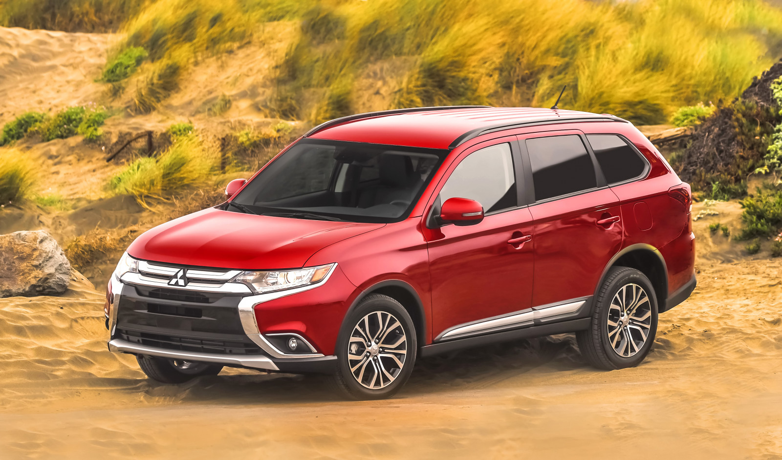 auto, vozidlo, mitsubishi, netcarshow, netcar, obrázky vozidel, photo auto, 2016, Outlander USA verze, pozemní vozidla, automobilový exteriér, automobil make, crossover sUV, sportovní užitkové vozidlo, Kompaktní sportovní užitkové vozidlo, mitsubishi Outlander