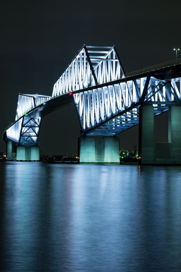 Japan,cityscape,night,architecture,reflection,symmetry