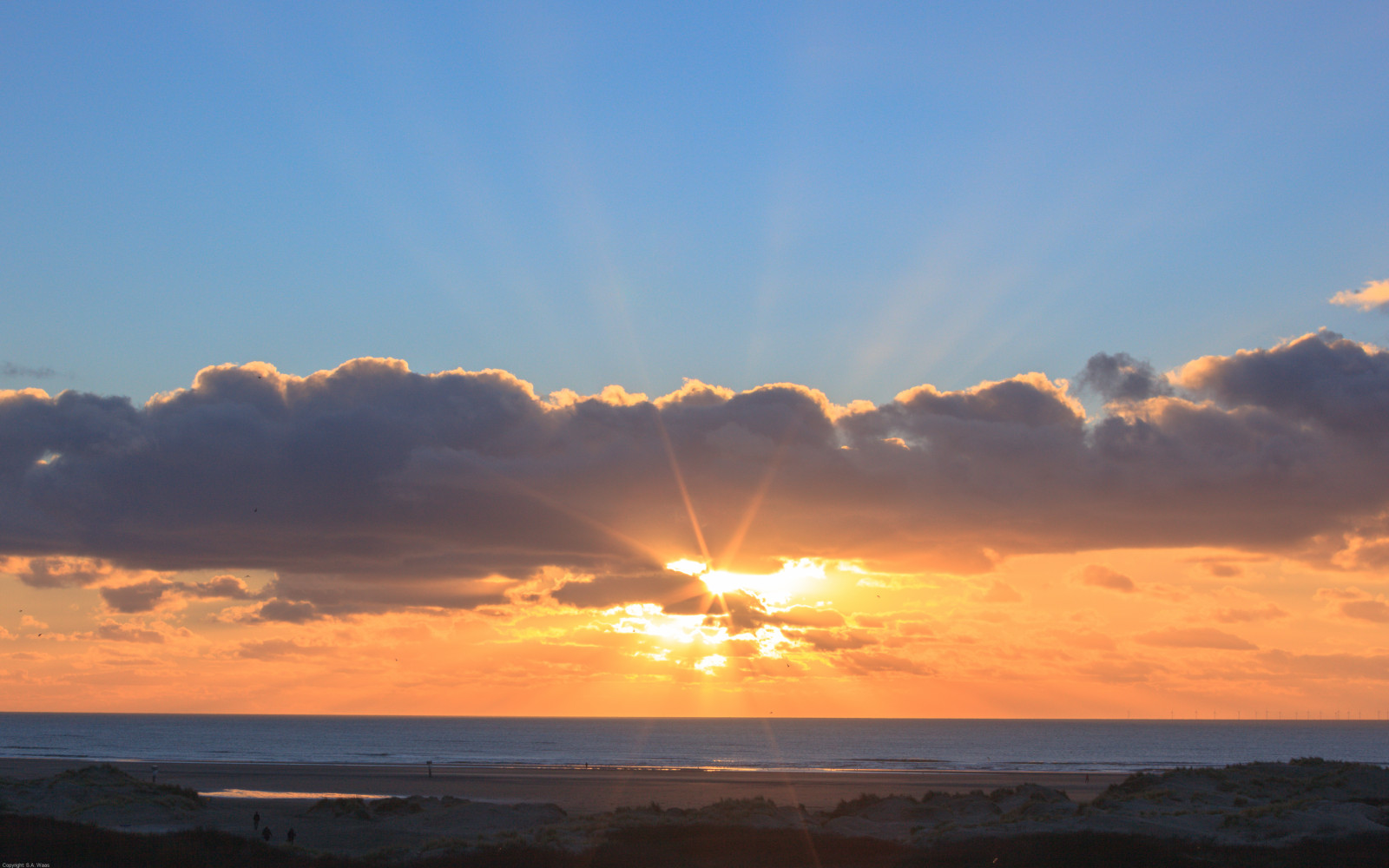 slunečnímu záření, západ slunce, moře, voda, nebe, svítání, uklidnit, večer, ráno, slunce, Kánon, horizont, atmosféra, Nizozemí, soumrak, pobřeží, mrak, svítání, oceán, pobřeží, cielo, mraky, přímořská krajina, pramen, kust, ciel, plage, oblak, nederland, během dne, canoneos5dmarkii, Severní moře, nube, Nordsee, odlesk, červená obloha v dopoledních hodinách, meteorologický jev, canonef70200mmf4lisusm, merdunord, Noordzee, Crépuscule, canon70200f4l, východ slunce západ slunce, canonnl