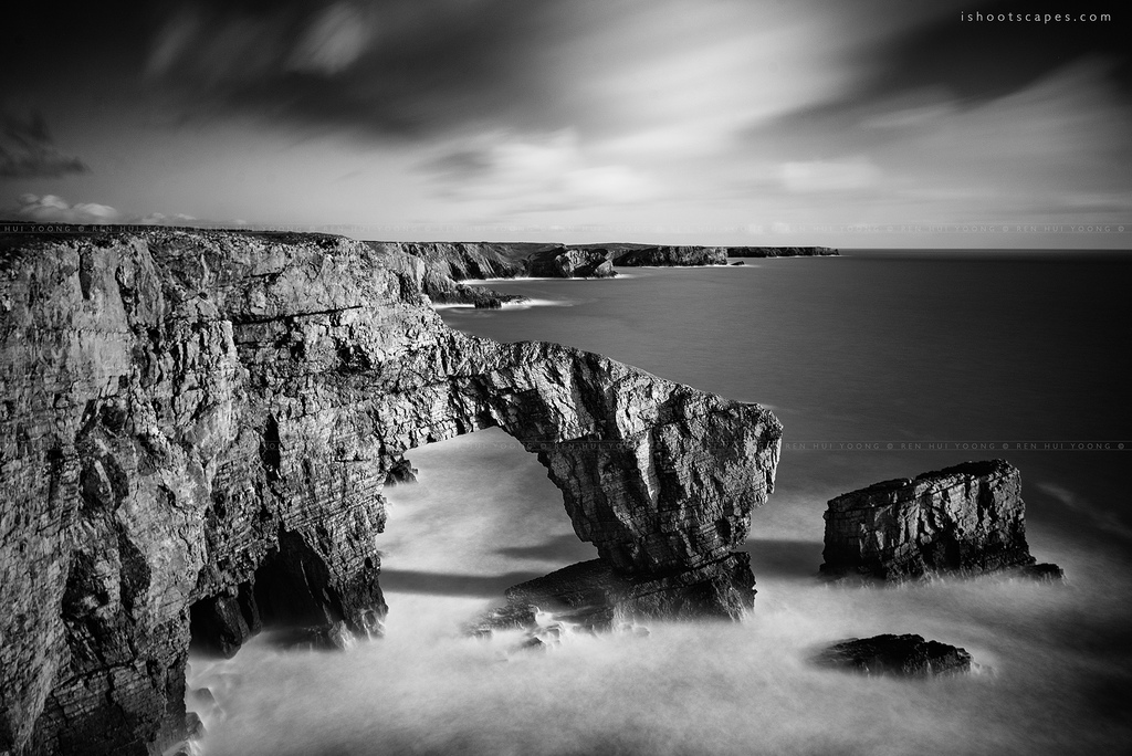 krajina, bílý, Černá, černobílý, moře, voda, Skála, Příroda, pobřeží, odraz, nebe, zima, fotografování, uklidnit, zelená, pobřeží, most, filtr, horizont, atmosféra, Nikon, Formace, Wales, Haida, nd, dlouho, expozice, neutrální, hustota, mrak, NIKKOR, rozsah, tělesné, tma, D600, vr, velština, filtry, 2485, pobřežní, Černý a bílý, monochromatické fotografování, meteorologický jev, zátiší fotografování, 13, Pembrokeshire, zastávek, 2485mm, Castlemartin, stock photography