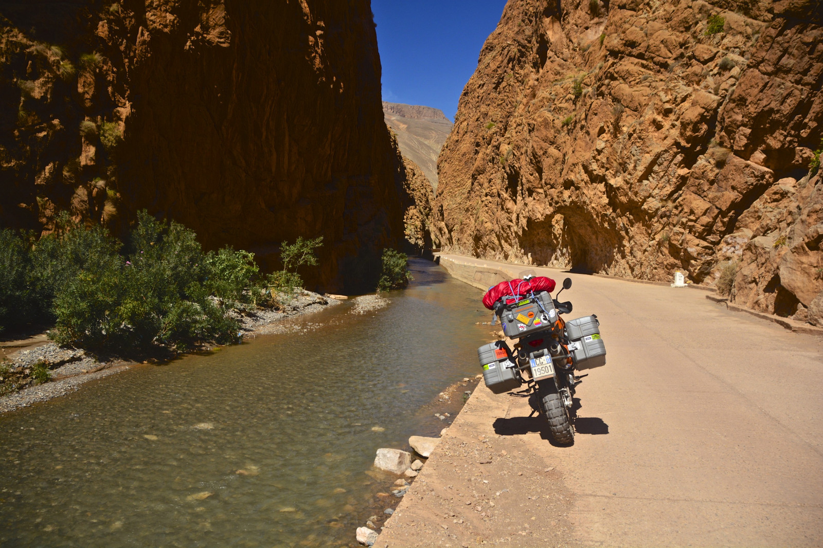 Afrika, Fahrrad, Fluss, Landschaft, Schlucht, KTM, Motorrad, Marokko, Maroc, Marocco, Paesaggio, Dades, Gorgesdudades, Ktm950adventure, Ktm950, D7100, Nikon18300, Nikond7100, Progettofolle01