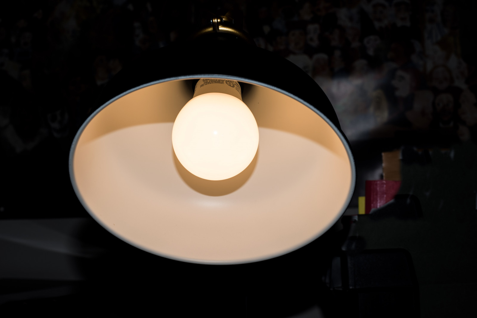 lampada, cerchio, lampadina, scrivania, leggero, splendore, illuminazione, soffitto, project365, nikond750, obiettivo a lunghezza focale fissa, 6ws, afsnikkor50mm118g, lampadina, weeklythemechallenge, lampadina a incandescenza, odc, lampada, still life, paralume, Accessorio di illuminazione, Lamplightglowinvaluableforsmallprint, product design