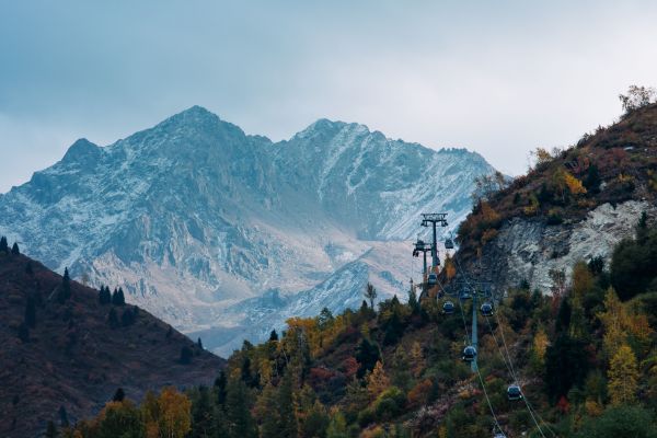 sky,mountain,plant,cloud,Natural landscape,ecoregion