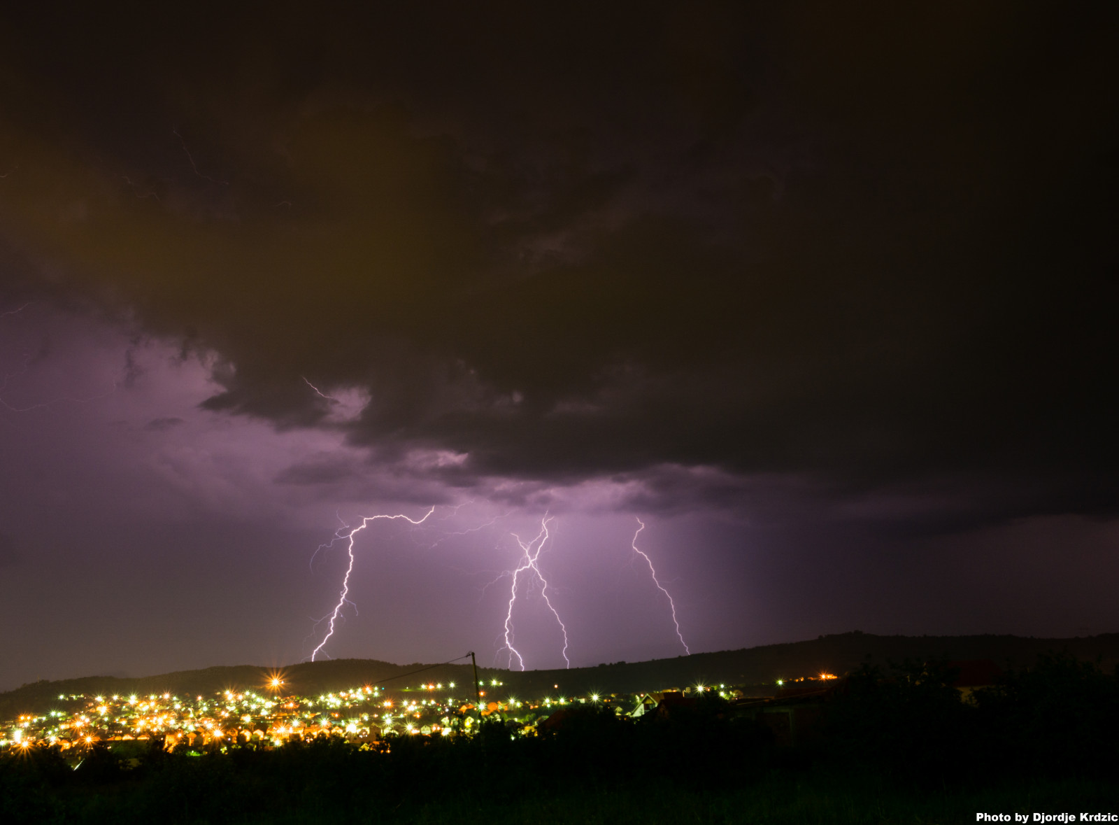 Landschaft, Nacht-, Himmel, Blitz, Sturm, Abend, Atmosphäre, Serbien, Donner, Wolke, Baum, Beleuchtung, Gewitter, Dunkelheit, D7100, Computer-Tapete, Kumulus, Phänomen