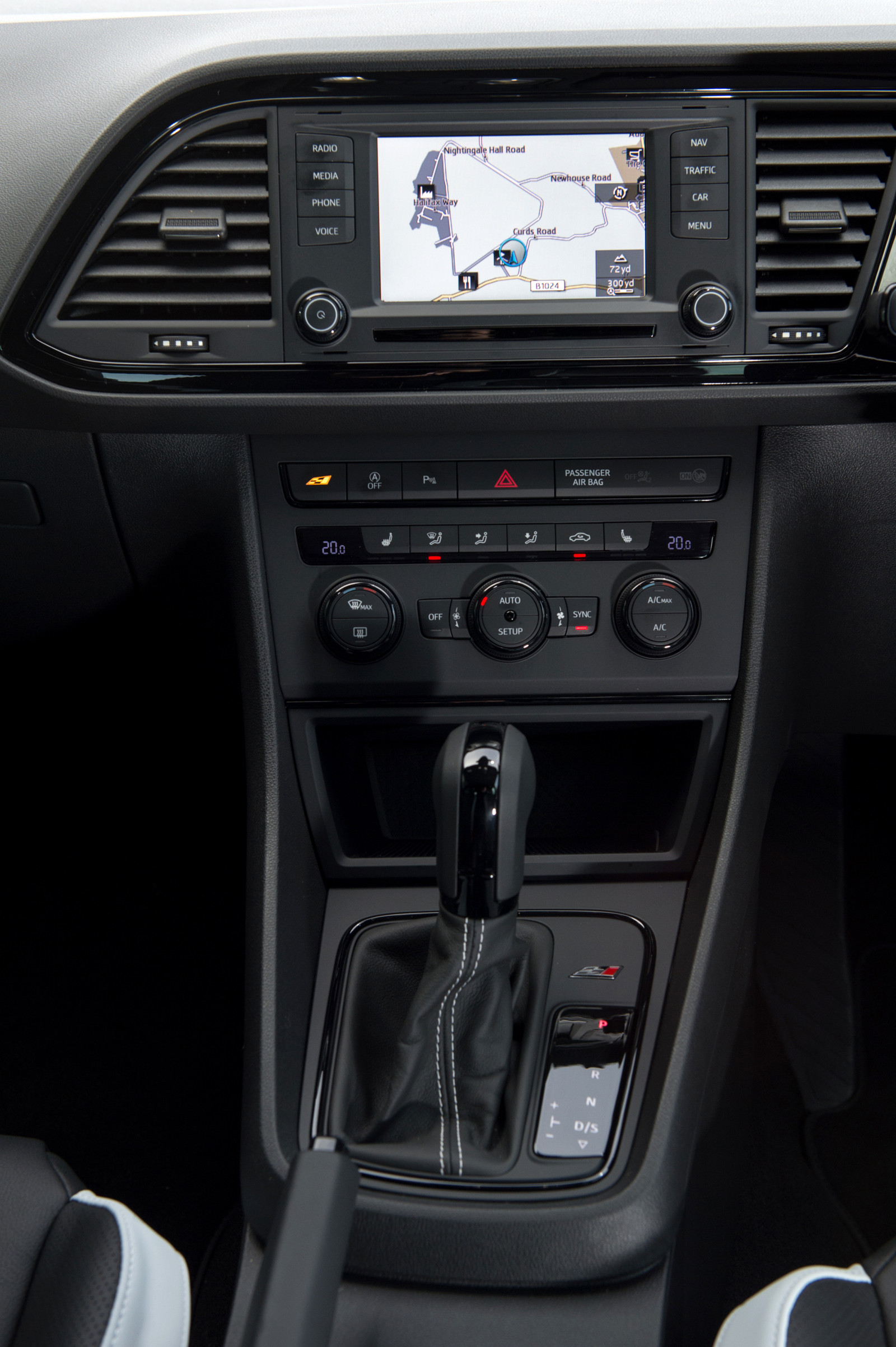 auto, BMW, vozidlo, audi, sportovní auto, 2015, Audi A6, limuzína, BMW X1, Sedadlo, netcarshow, netcar, obrázky vozidel, photo auto, Leon Cupra 280 UK verze, pozemní vozidla, automobilový exteriér, automobil make, luxusní vůz, rodinný vůz, kompaktní vůz, výkonné auto, sportovní sedan, střední velikost auta, bmw x3