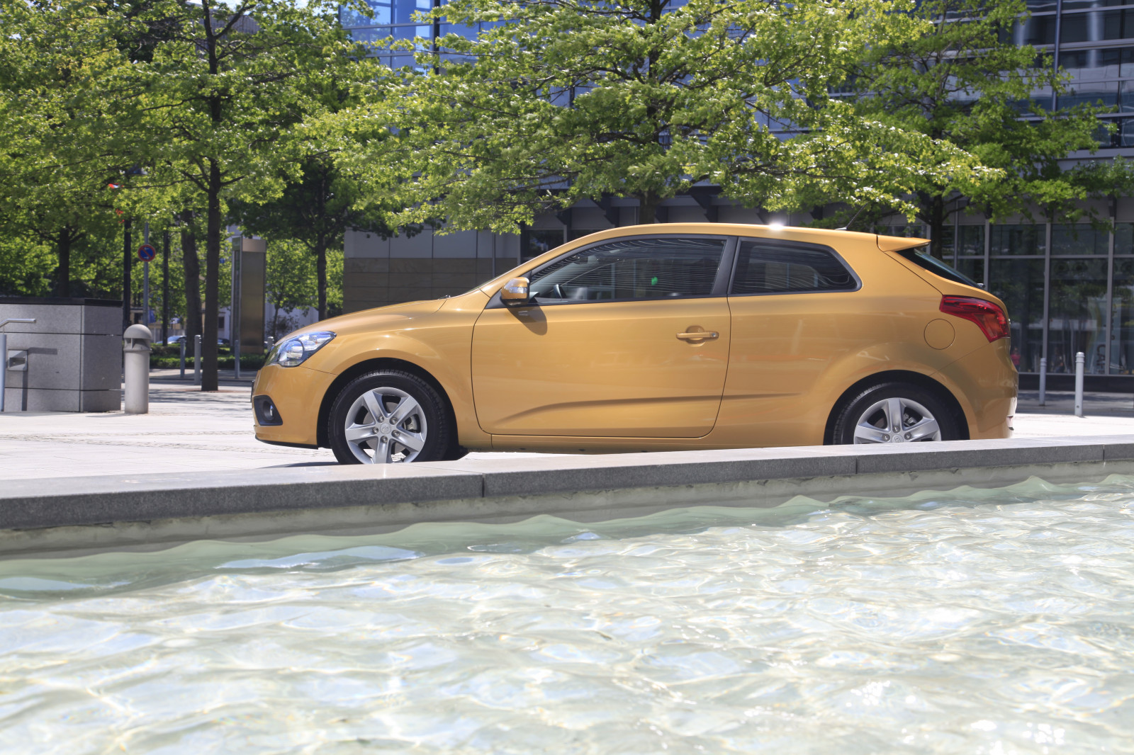 Auto, Fahrzeug, 2013, Limousine, Kia, Netcarshow, Netcar, Auto Bilder, Auto Foto, Pro Ceed EcoDynamics, Landfahrzeug, Automotive außen, Automobil machen, Familienwagen, Stoßstange, Kompaktwagen, Sport Nutzfahrzeug, Mittleres Auto