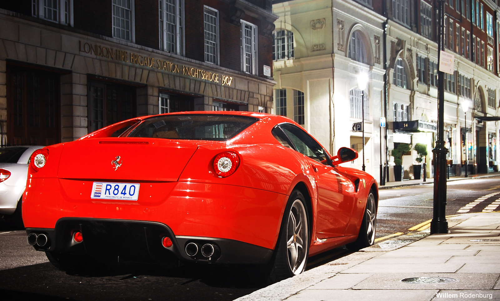 London, hvid, Photoshop, sport, gade, nat, bil, rød, køretøj, vej, Hotel, grå, Nikon, Kongerige, DBS, sportsvogn, Ferrari, striber, Bugatti, Roadster, UK, Pagani, coupe, Lightroom, ydeevne bil, Hypercar, Zonda, skud, 55, cinque, 5, forenet, det, hjul, særlig, 3, kant, aston, martin, superbil, hurtig, billede, D40, 1855, billeder, shots, Det Forenede Kongerige, 164, Veyron, sportcar, kulstof, udgave, begrænset, 599, combo, Londen, Dorchester, GTB, Fiorano, jord køretøj, bildesign, racerbil, luksus køretøj, kompakt bil, bybil, ferrari 599 GTB fiorano, nightpictures, picasa, willem, Rodenburg, HGTE, Ferraris, expensieve, luxery, harrolds, nightpicture, thedorchester, htge, centernaire