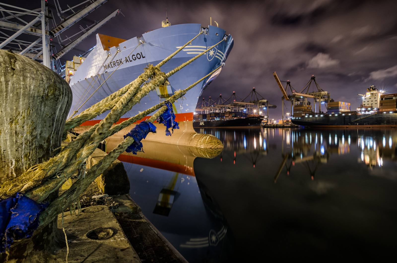 oceán, Kalifornie, longexposure, nightphotography, moře, Spojené státy americké, odraz, voda, čáry, noc, mraky, přístav, přístav, LosAngeles, dok, Nikon, loď, Tokina, luk, kontejnerová loď, uliční patník, Kontejnerový terminál, Maersk, Portoflosangeles, 2013, Kontejnery, Atdock, Maerskline, Pier400, Apmterminálů, D7000, Lancecunningham, Maerskalgol, thephotographyblog, Tokina1116mmf28ifdx