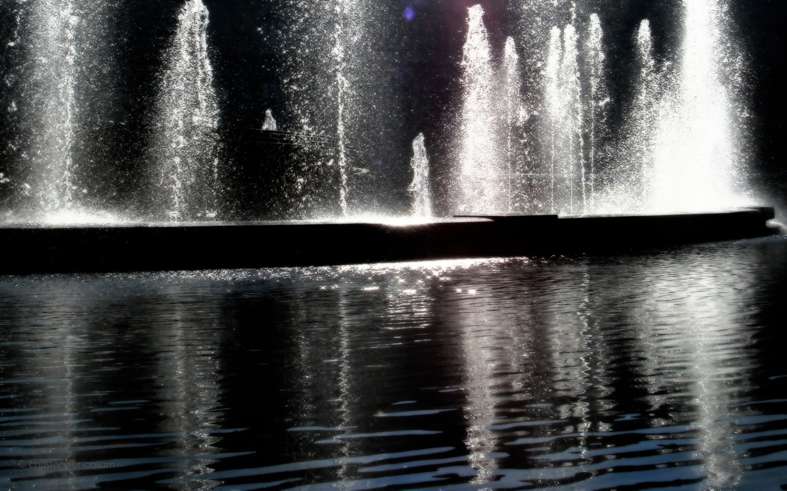 zonlicht, zwart, monochroom, architectuur, water, reflectie, fotografie, blauw, ijs-, fontein, Invriezen, licht, kleur, Golf, duisternis, zwart en wit, zwart-wit fotografie, detailopname, macrofotografie, waterpartij