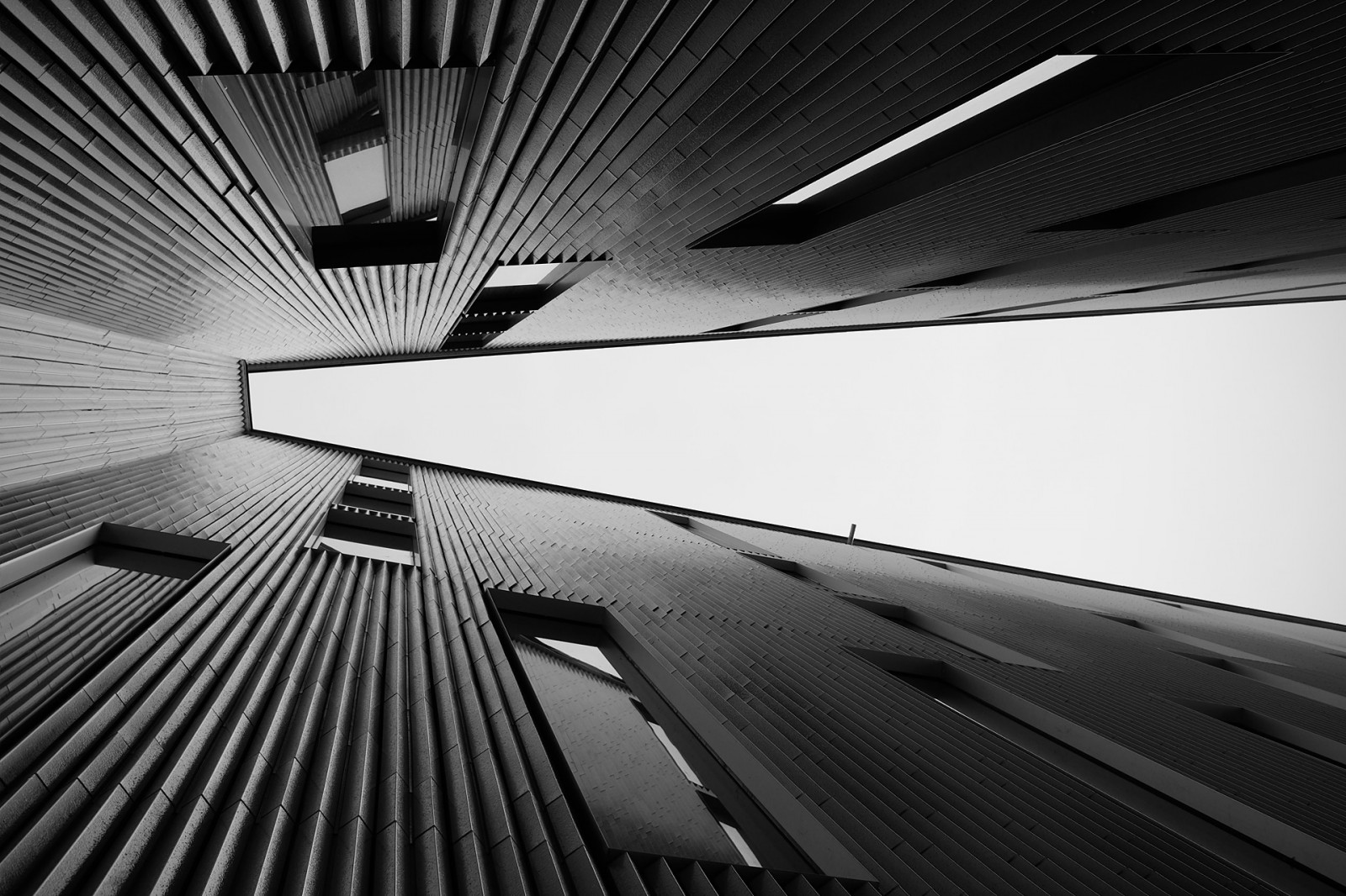 ดำ, ขาวดำ, สถาปัตยกรรม, นามธรรม, ท้องฟ้า, เงา, การถ่ายภาพ, สมมาตร, ตึกระฟ้า, กล้อง, เหล็ก, เส้น, บันไดเลื่อน, สวีเดน, โครงสร้าง, fujifilm, โครงสร้างพื้นฐาน, มุม, Malm, เบา, ดำขาว, มัลโม, บรรทัด, malmolive, ฟูจิ, ความมืด, x100t, ดีที่สุด, blackseries, Highrise, วอลล์เปเปอร์คอมพิวเตอร์, ดำและขาว, ถ่ายภาพขาวดำ, การออกแบบยานยนต์, daylighting, Skane, redfilter, besttravelcamera, beststreetcamera, product design