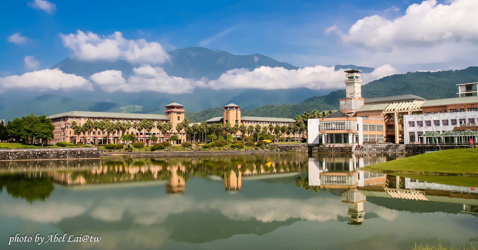 landskap, fjellene, bybildet, innsjø, vann, collage, speilbilde, skyer, Turisme, borg, elv, Canon, skole, by, panorama, Taiwan, slott, ferie, chateau, eiendom, Sky, landemerke, reservoar, 350D, vannvei, bosetting, flyfotografe, Hualien, ndhu