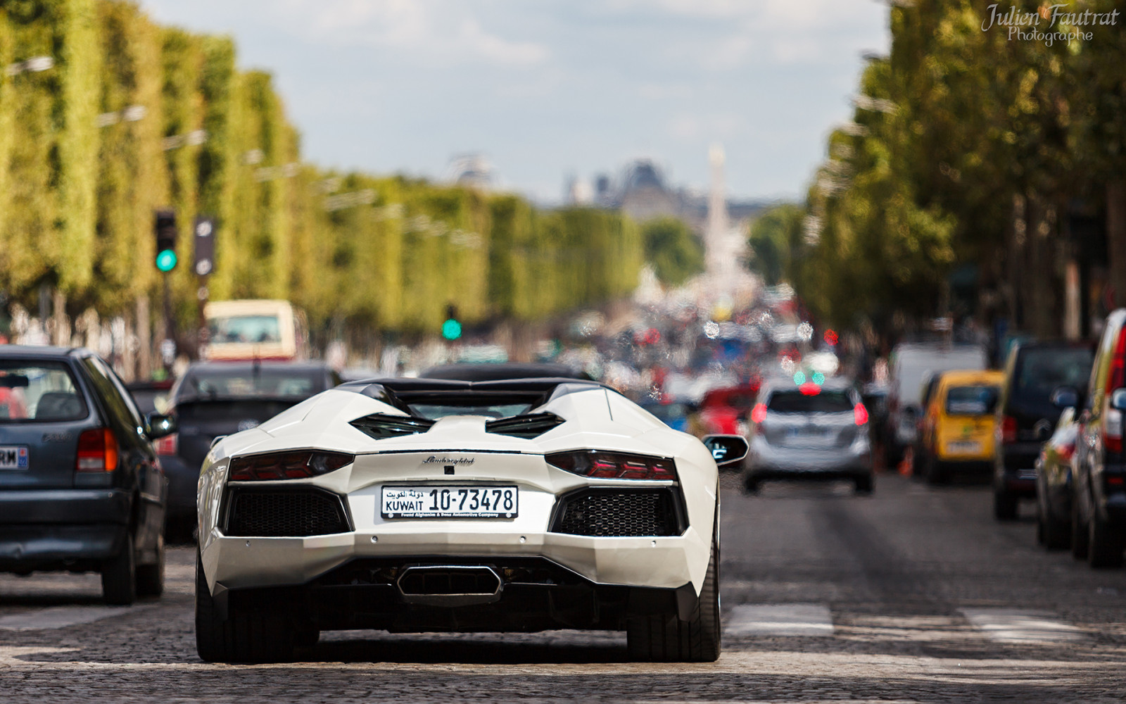 รถ, ยานพาหนะบก, ยานพาหนะ, ซูเปอร์คาร์, รถสปอร์ต, การออกแบบยานยนต์, ถนน, Lamborghini Aventador, ถนน, รถหรู, Lamborghini, ประสิทธิภาพรถ, ล้อ, ภายนอกยานยนต์, ซีดาน, กีฬายูทิลิตี้รถ, automotive wheel system