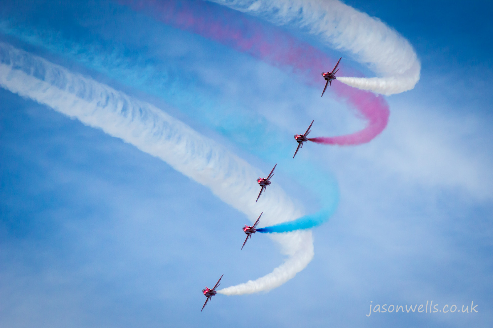 modrý, Červené, Anglie, nebe, bílý, barva, letadlo, Kánon, letoun, fotografování, eos, rebel, letící, pobřeží, barvy, motorová nafta, Spojené království, jestřáb, letadlo, letectví, válečný, kouř, Let, proud, letoun, Formace, Airshow, BAE, 70300 mm, barevný, southport, redarrows, raf, jasonwells, Sefton, colouredsmoke, royalairforce, displayteam, aerobaticteam, T1a, 550D, fastjet, aerobaticdisplayteam, hawkt1a, southportairshow, baehawkt1a, photographyforrecreationeliteclub, wellsie82, photographyforrecreationclassic, wwwjasonwellscouk, jasonwellscouk, southportairshow2013