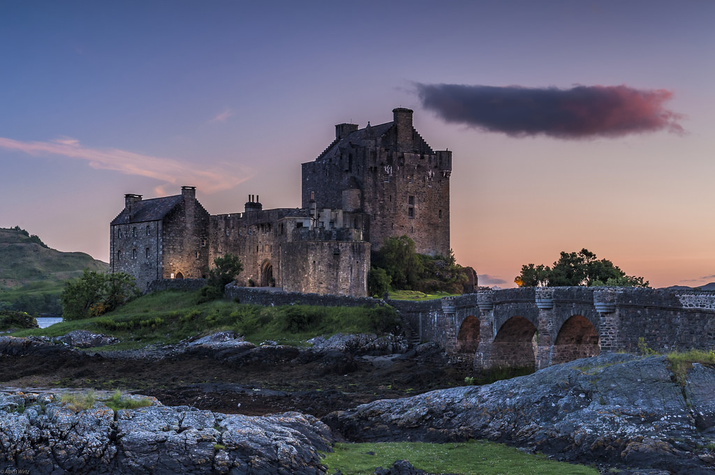 krajina, západ slunce, Skála, budova, nebe, stěna, Skotsko, vesnice, večer, ráno, hrad, dějiny, soumrak, zřícenina, zámek, mrak, strom, bluehour, svítání, zlatá hodina, citadelle, vrchovina, diamondclassphotographer, flickrdiamond, Spojené království, blauestunde, vysočina, albertwirtz, dávná historie, historické místo, archeologické naleziště, zájezdy, schottland, meteorologický jev, středověk, opevnění, vereinigtesk nigreich, aftersunset, eileandonancastle, goldenestunde, středověká architektura, hrad, totaig