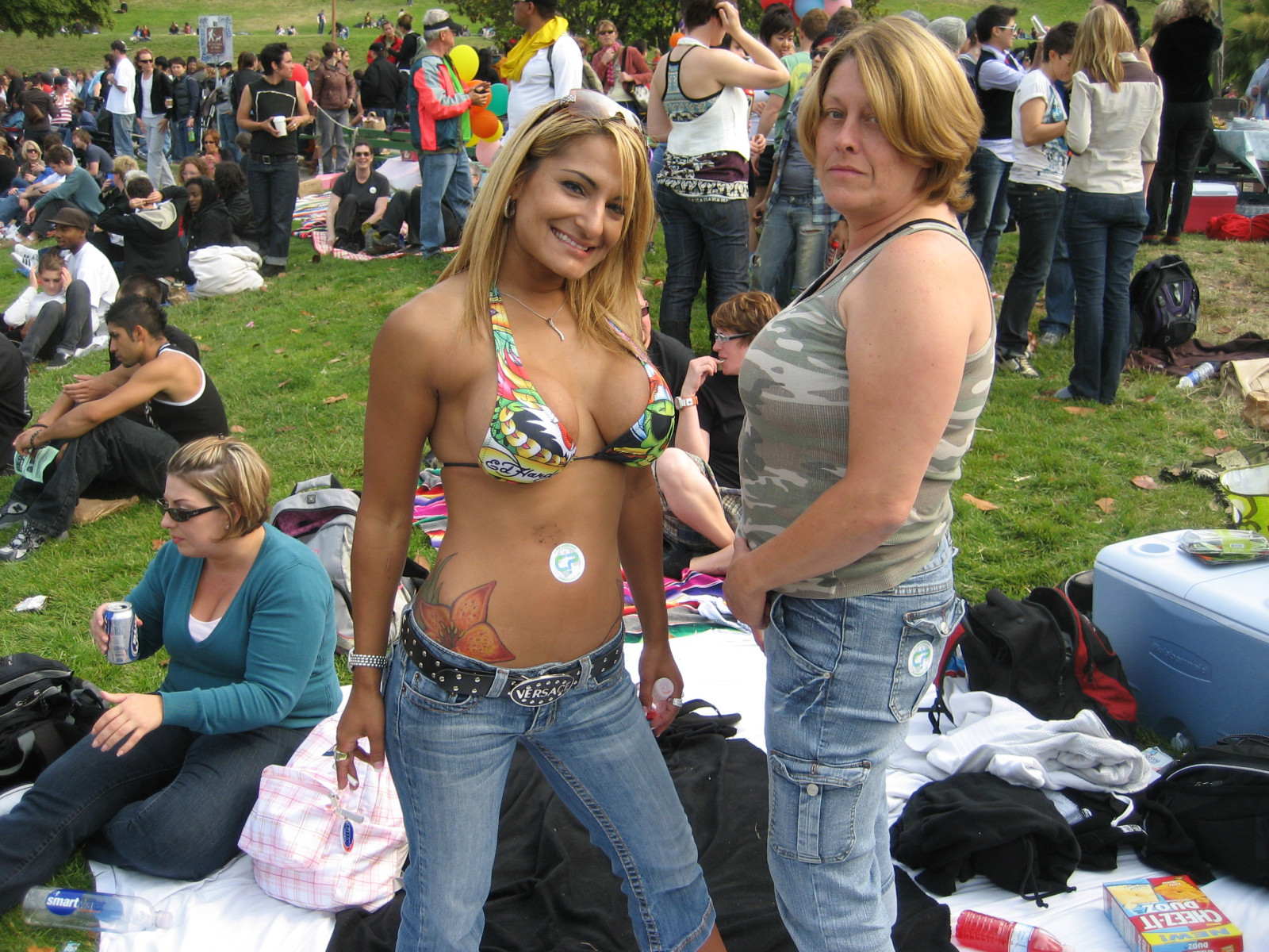 auto, vozidlo, lesbičky, dívka, festival, zábava, dav, rekreace, sanfrancisco, produkt, gaypride, jarní prázdniny, Dykemarch, Dykesonbikes, Genderblender, Joegantz, Harrygantz, public event