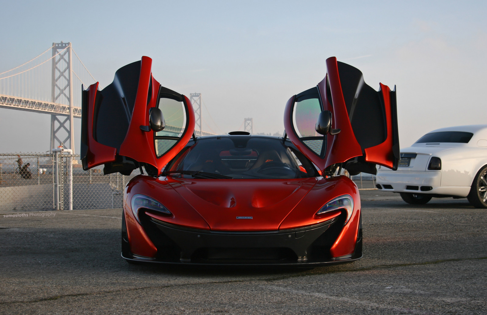 sf, most, oranžový, bílý, cars, káva, tvář, nahoru, motýl, sopka, záliv, molo, Google, kavárna, San, francisco, potřeboval, den, dveře, otevřeno, výstřel, BEN, Rolls Royce, Ferrari, přední, McLaren, Porsche, plocha, Přízrak, čelní, kofein, Výkonný, lázně, 32, kupé, titulek, nůžkové, Chen, p1, Exec, combo, croissanty, Pagani, Sloss, 918, Huayra, Hypercar, worldcars, Hyperauta, laferrari, sumosloths