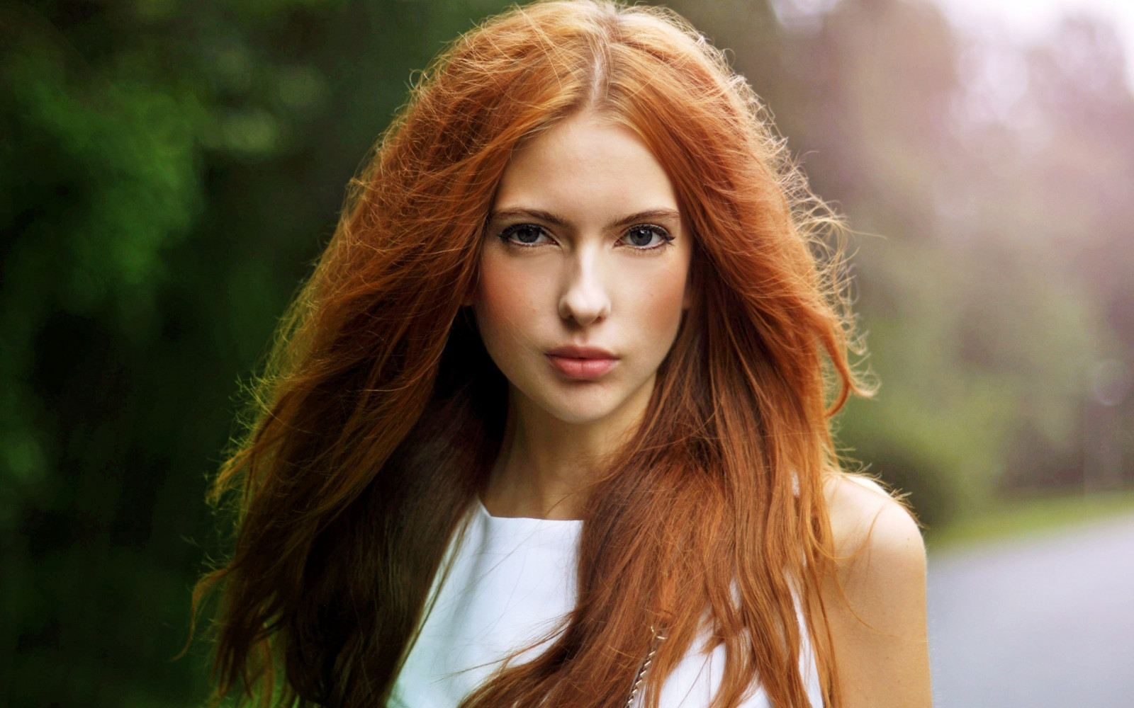 2560x1600 px, Ebba Zingmark, kijken naar kijker, redhead, vrouw
