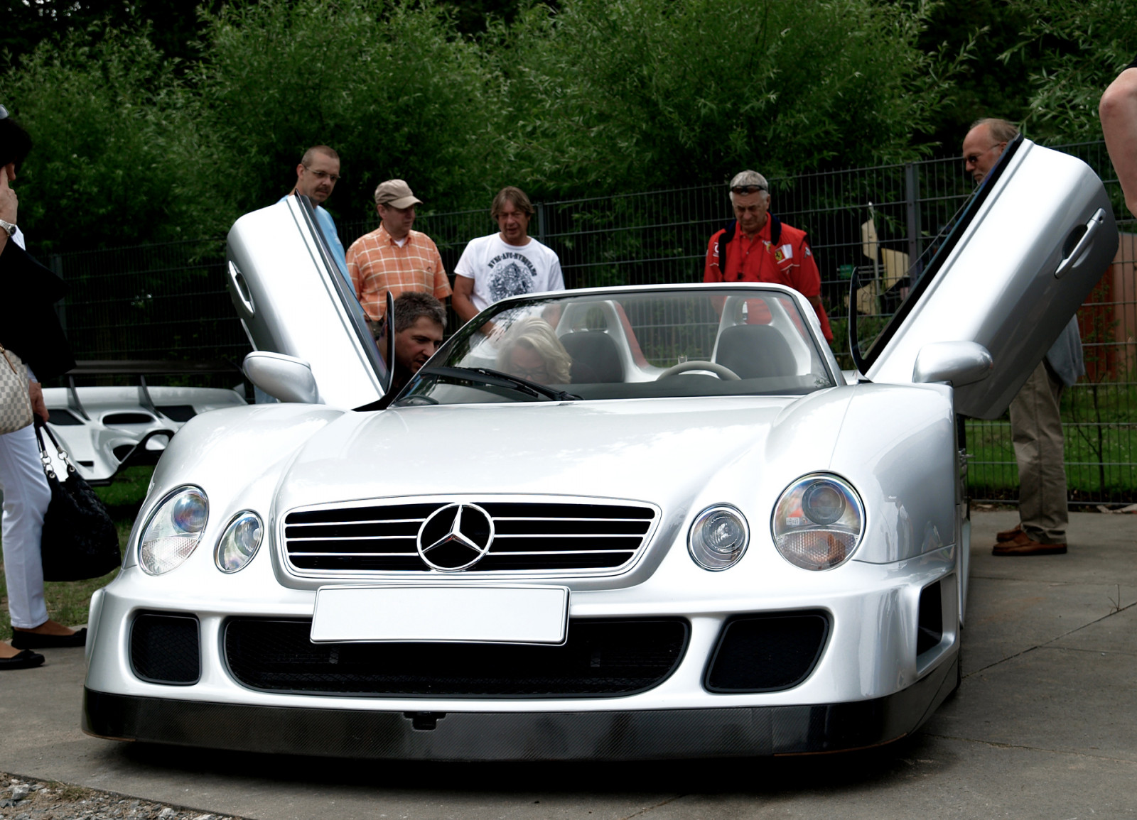 Spojené království, růžový, Londýn, noc, světla, mercedes, benz, nightshot, nehoda, Zeppelin, Olympus, McLaren, mercedesbenz, E3, omezený, Vzácný, superauto, LeMans, sv, špinění, Roadster, GTR, cLK, Lamborgini, Maybach, 24h, carspotting, Eor, Hypercar, 62S, superveloce, lp560, exoticsonroad, lp670, lp670sv, exoticcarspotting