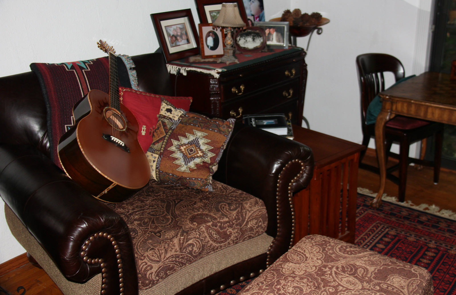 Wallpaper guitar, table, music, couch, chair, rose, leather, interior