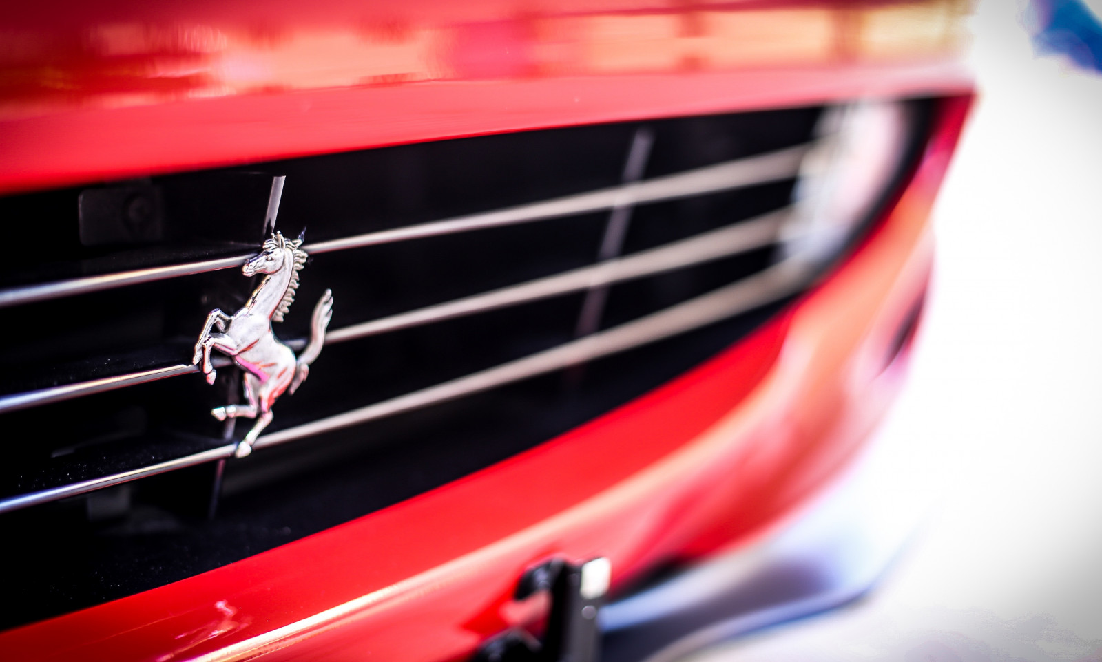 Fond d'écran : rouge, véhicule, logo, voiture de sport, Ferrari