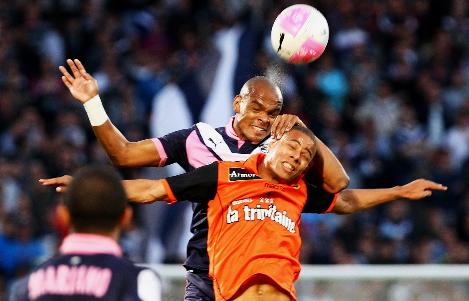 sportovní, sport, Kánon, Francie, fotbal, stadión, Brazílie, míč, serenáda, Brasil, hlava, vzduch, Flamengo, letecký, francia, Fotbal, soutěž, mistrovství, turnaj, Gironde, Frankreich, Bresil, brasile, notturno, sportovec, hry, hráč, Rio de Janeiro, souboj, fotbalista, sportovní dějiště, událost soutěž, basketbalový hráč, fotbalový hráč, týmový sport, basketbal se pohybuje, pelota, ballon, stadion, testa, futbol, futebol, deporte, Fotbal, rien, Stadio, Esporte, Estadio, Pallone, Fluminense, Calcio, Ligue1, Matchaction, Stadechabandelmas, nadpis, Duello, Burdeos, Kupdet te, Parclescure, Jeudet te, Vzdušnost, Girondindebordeaux, Footbalclublorient