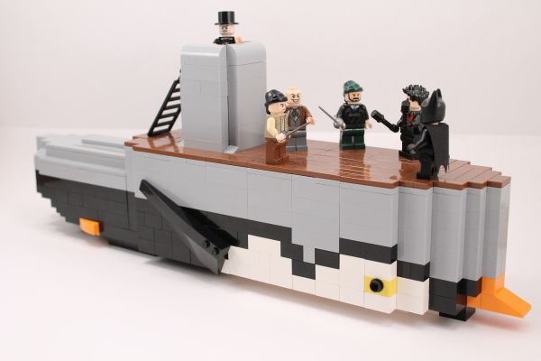 water,movie,LEGO,ocean,robin,Penguin