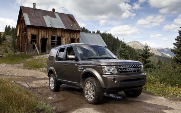 car,vehicle,trees,house,Land Rover,wheel