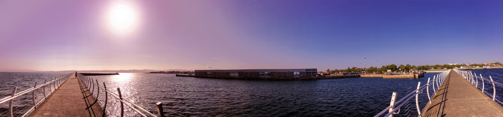 แสงแดด, แนวนอน, คน, พระอาทิตย์ตก, ทะเล, เมือง, กลางคืน, อาคาร, การสะท้อน, ท้องฟ้า, ถนน, สีน้ำเงิน, ตอนเย็น, เช้า, ดวงอาทิตย์, ขอบฟ้า, ทัศนียภาพ, ฤดูร้อน, iPhone, ท่าเรือ, พลบค่ำ, เส้นทาง, ที่เดิน, สีม่วงแดง, ความเงียบสงบ, Marina, สงบ, การท่องเที่ยว, เดิน, สอง, รุ่งอรุณ, มหาสมุทร, ไปข้างหน้า, ทางเลือก, คล้ายคลึงกัน, ทางน้ำ