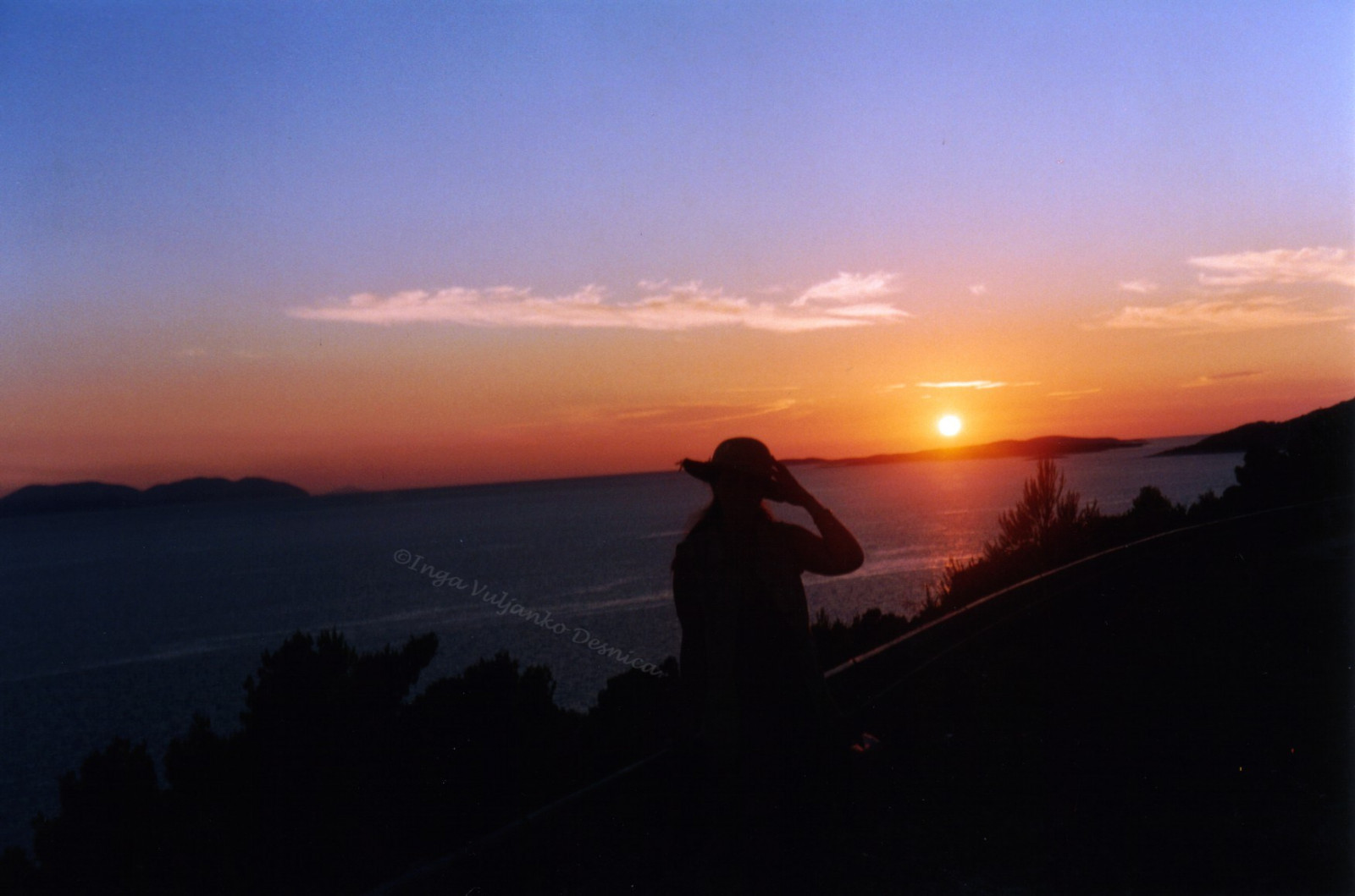 slunečnímu záření, západ slunce, silnice, svítání, večer, ráno, horizont, soumrak, Chorvatsko, řidičský, hora, svítání, saariysqualitypictures, západy slunce, barvy, Jadran, atmosférický jev, odlesk, hvar, žhavý popel, warmglow, islandofhvar, cityofhvar