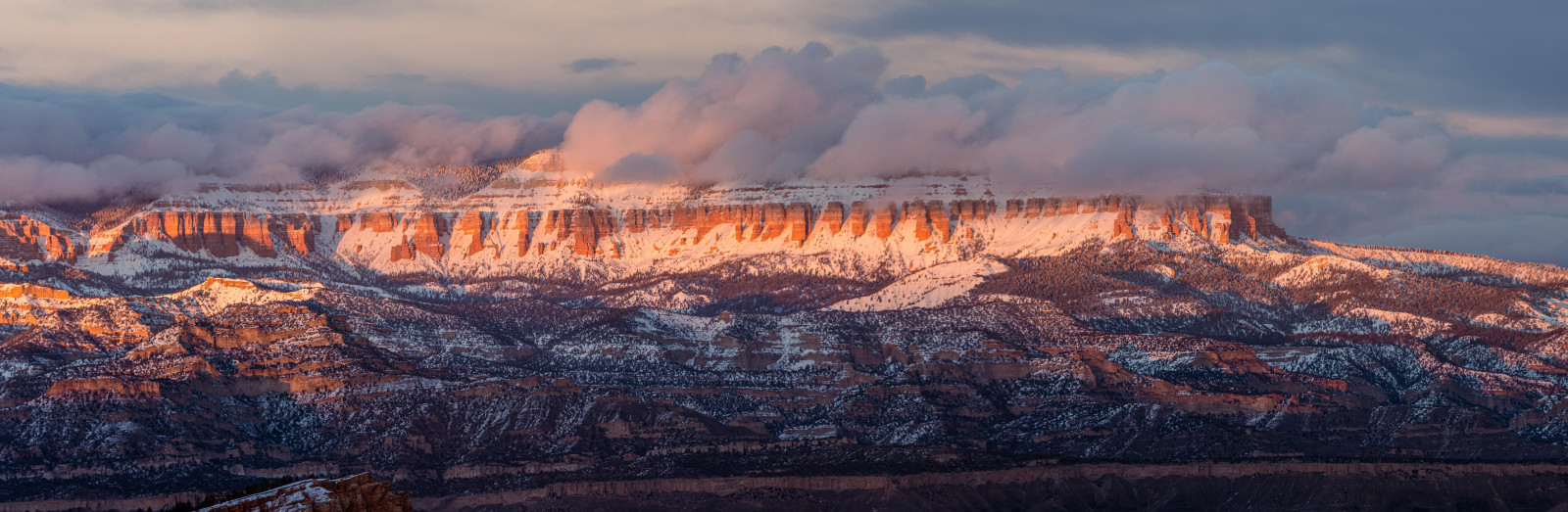 krajina, Příroda, sníh, mraky, západ slunce, kaňon, Spojené státy americké, Národní park Bryce Canyon, sunset glow