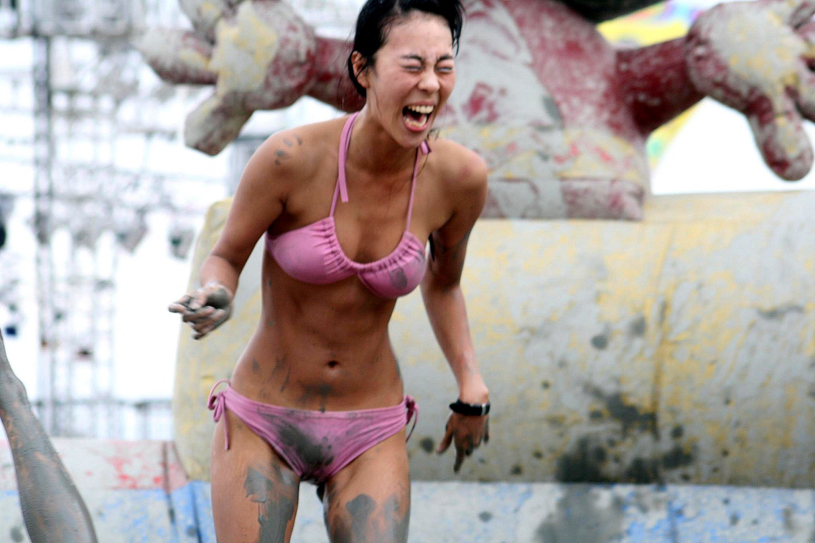 spodní prádlo, sval, plavky, zábava, břicho, dívka, soutěž, barechestedness, stehno, hruď, kufr, jarní prázdniny, fyzická zdatnost, dovolená