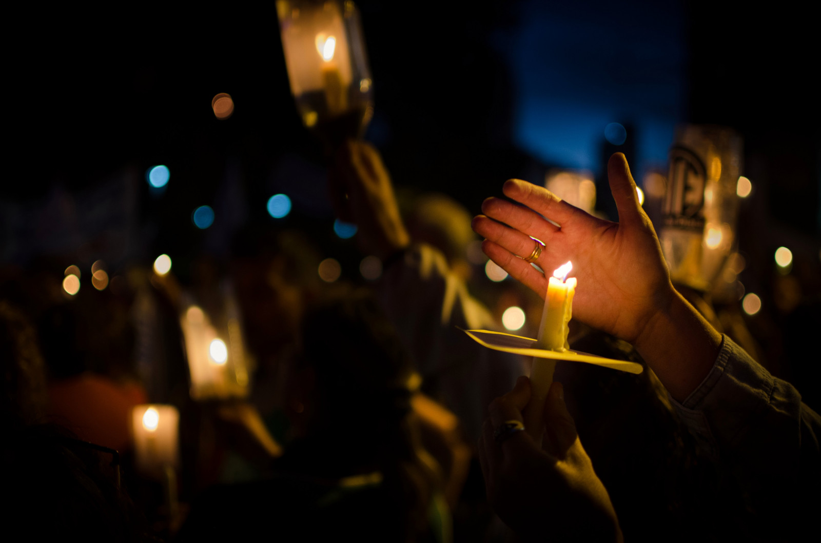 Wallpaper darkness, night, string instrument, lighting, musical