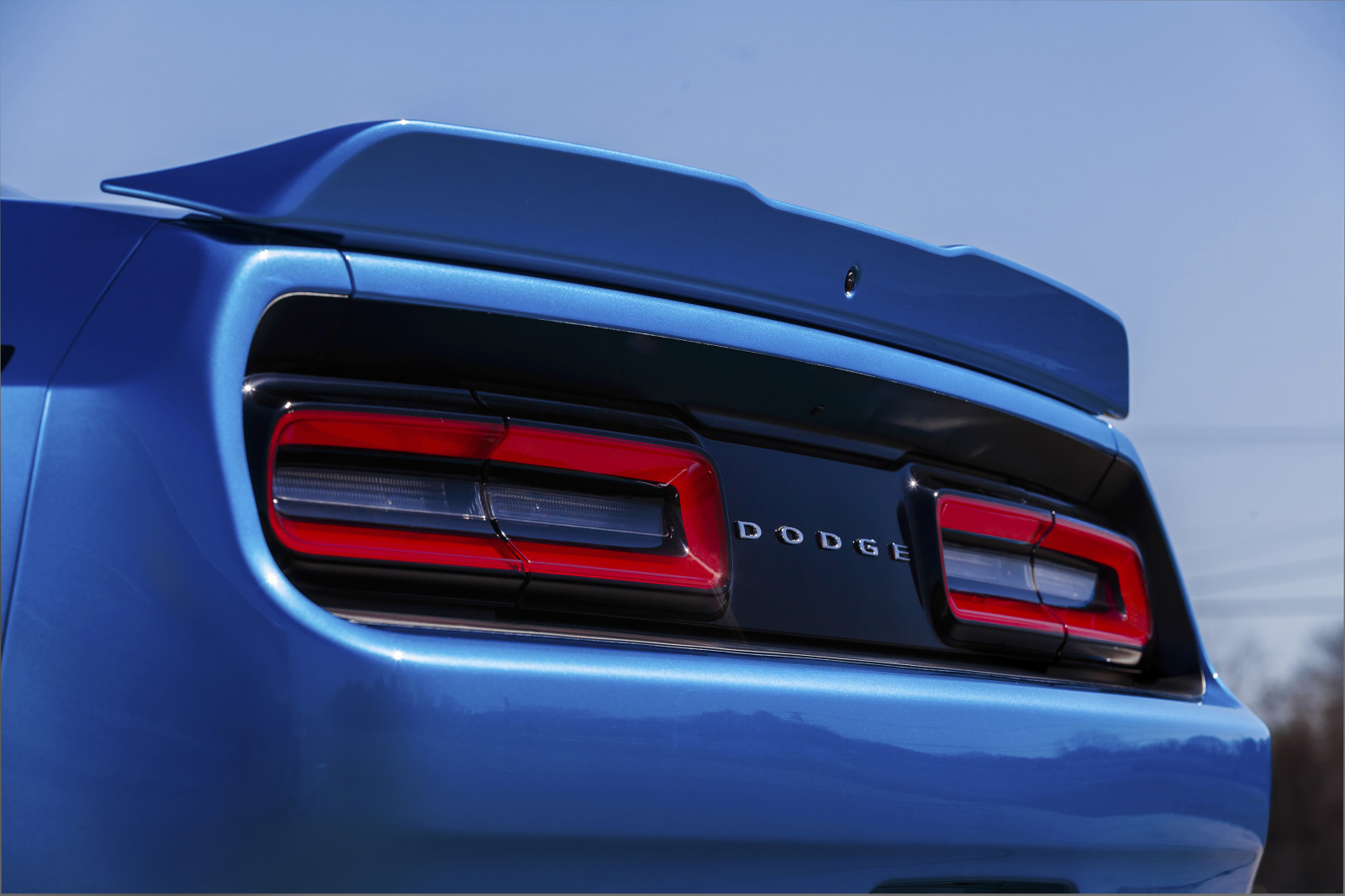 Auto, Fahrzeug, Herausforderer, Ausweichen, Sportwagen, Klassisches Auto, Leistungsauto, Netcarshow, Netcar, Auto Bilder, Auto Foto, 2016, Rad, Landfahrzeug, Automobil-Design, Automotive außen, Automobil machen, Stoßstange, Exekutivwagen, Muskelauto, Fahrzeug-Rennsport