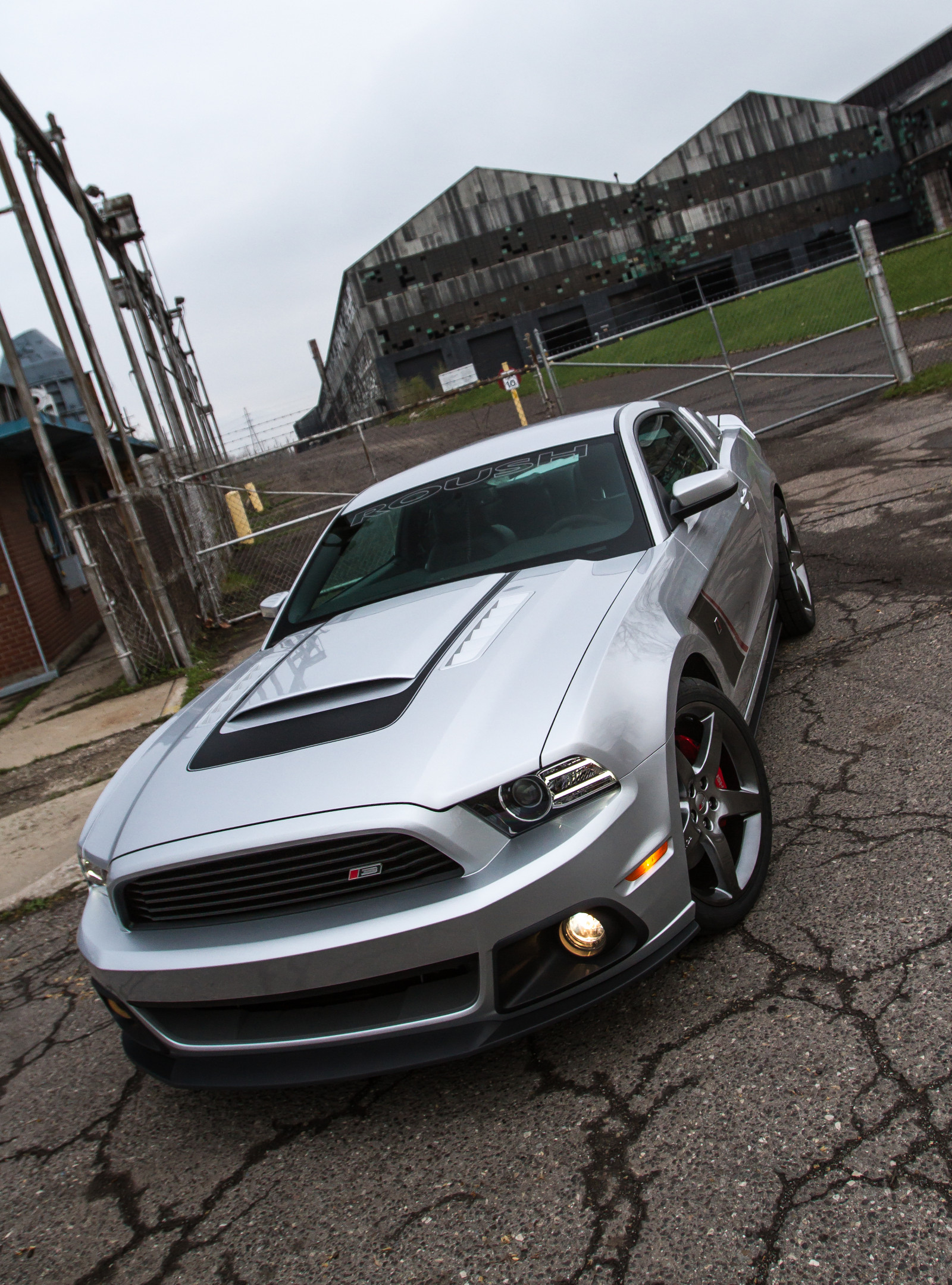 auto, vozidlo, sportovní auto, Brod, Aston Martin DBS, klasická auta, kupé, výkon auta, netcarshow, netcar, obrázky vozidel, photo auto, 2014, Mustang Stage 3 podle Roush, kolo, pozemní vozidla, automobilového designu, automobilový exteriér, automobil make, luxusní vůz, shelby mustang, závoďák, stock závodní auto, aston martin dbs v12