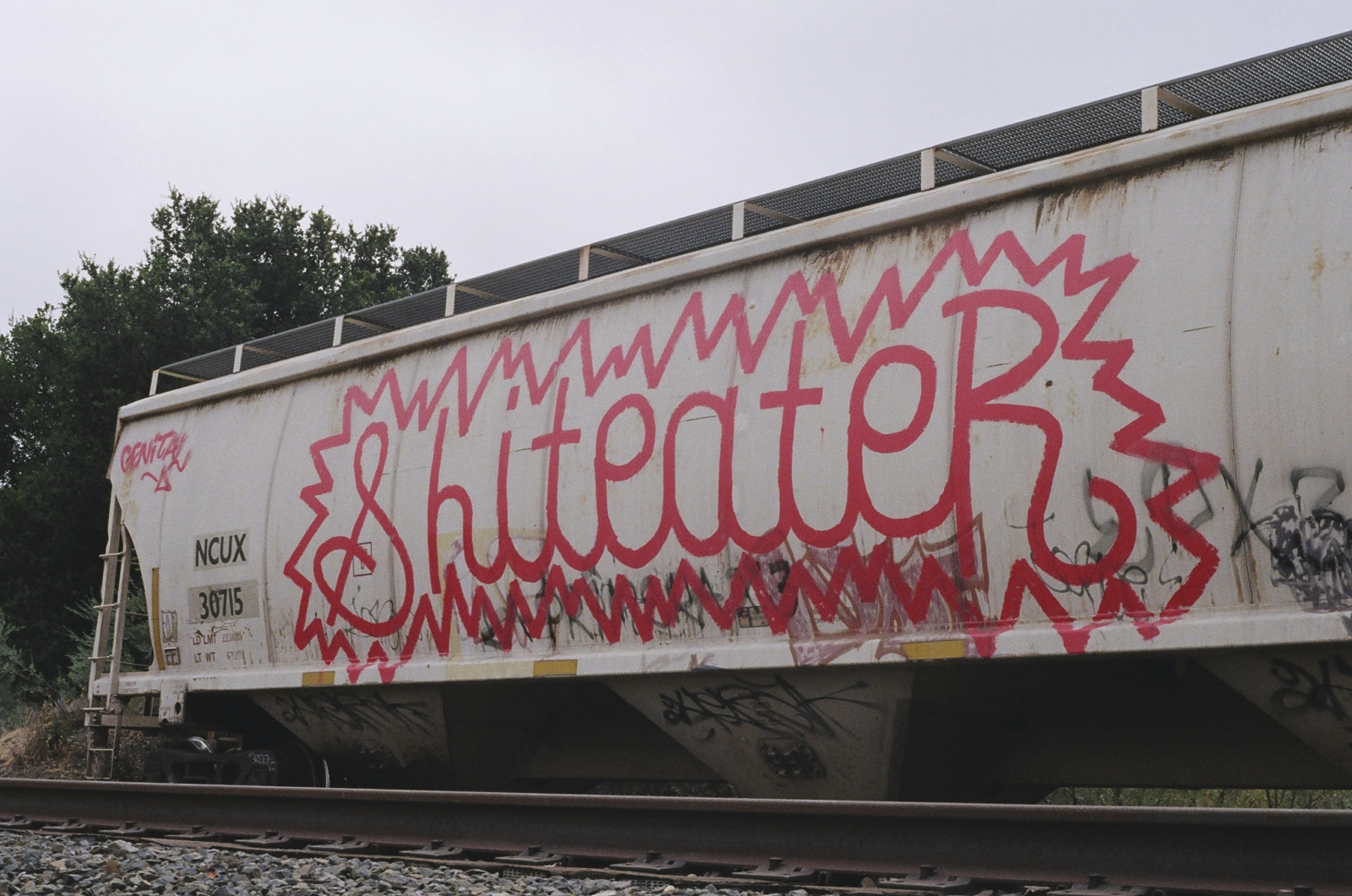 sedící, vozidlo, vlak, Nikon, grafiti, doprava, pátek, 100, UMĚNÍ, 5, Kachny, tacos, film, reklamní, fe, prostě, to je, to jo, jedl, elpastor, shiteater, imstoked, doyoueatshitifsowriteaboutitonatrain, carneasadacarnitas, itwouldsucktogetcaughtwritingthis, copwtfwritericanexplaineverything